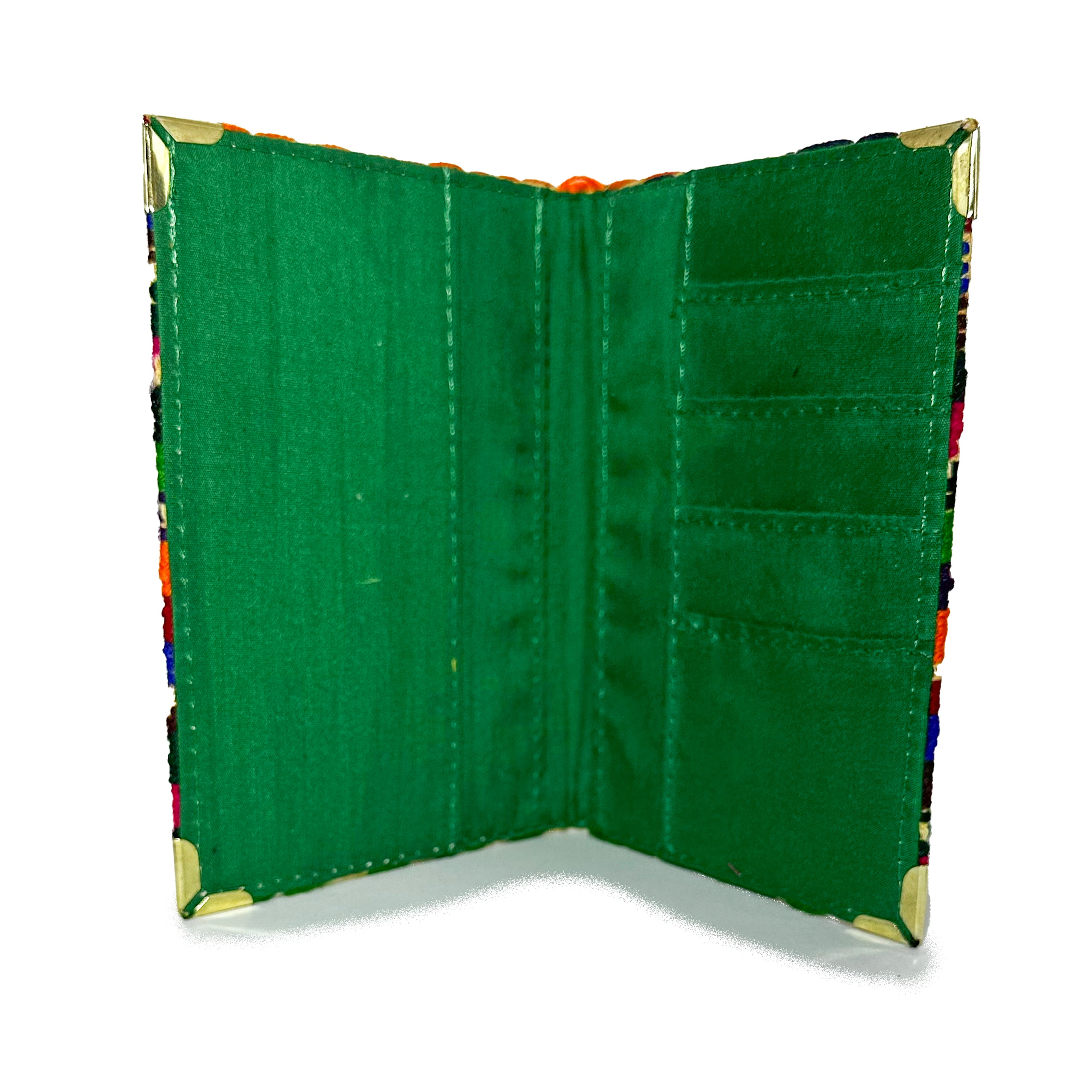 Portapasaporte Bordado a Mano "Nazaria" - Multicolor - Raízal