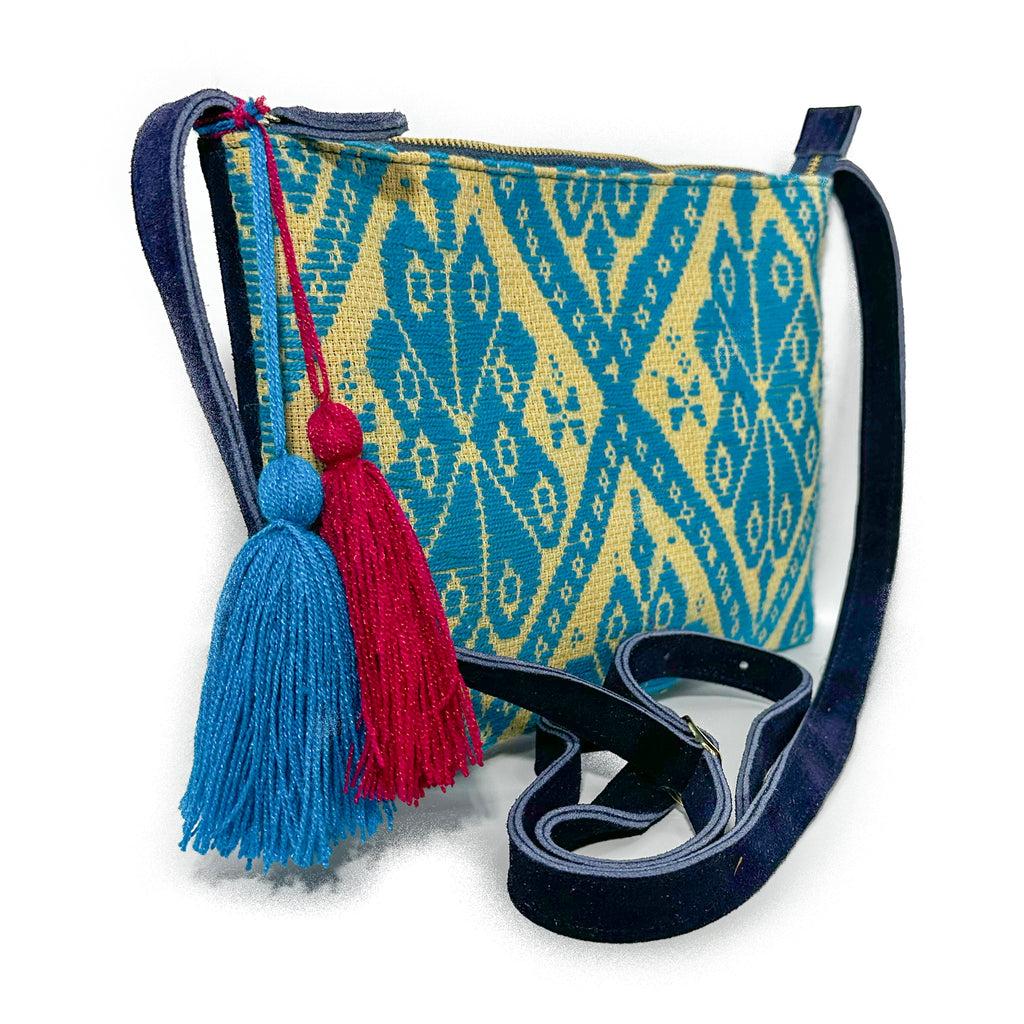 Crossbody Bordado a Mano "Vicenta" – Azul – Raízal