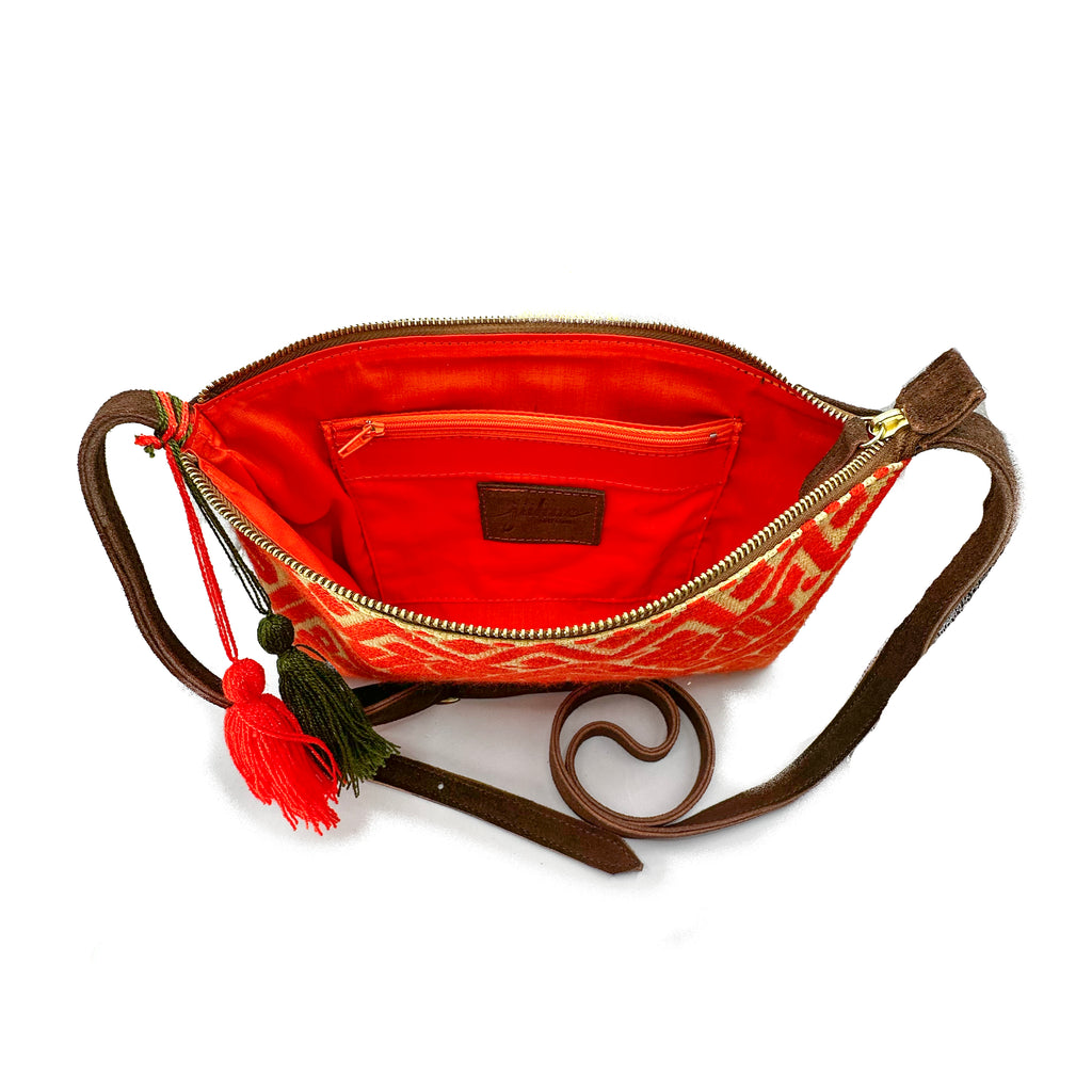 Crossbody Bordado a Mano "Vicenta" – Naranja – Raízal