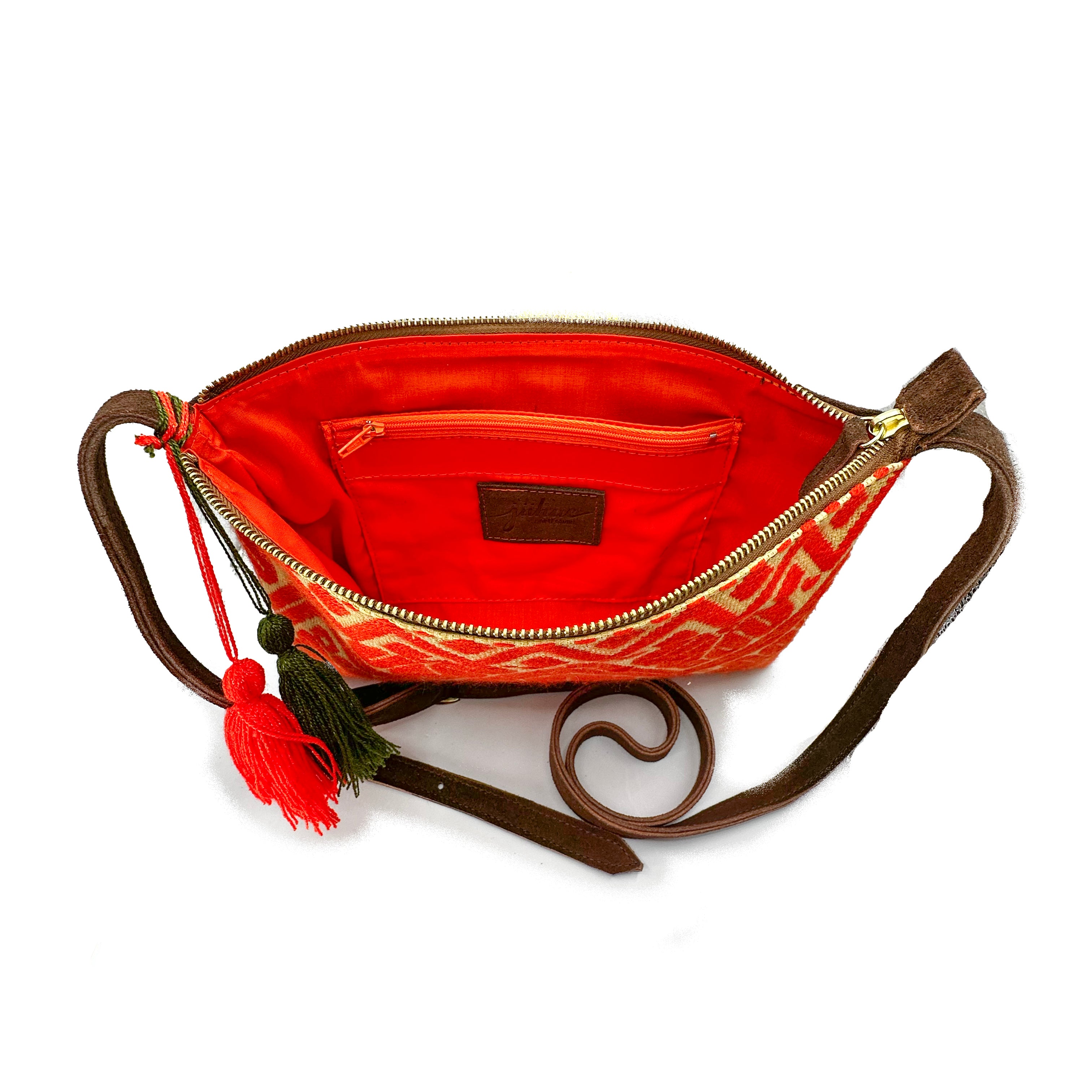 Crossbody Bordado a Mano "Vicenta" – Naranja – Raízal