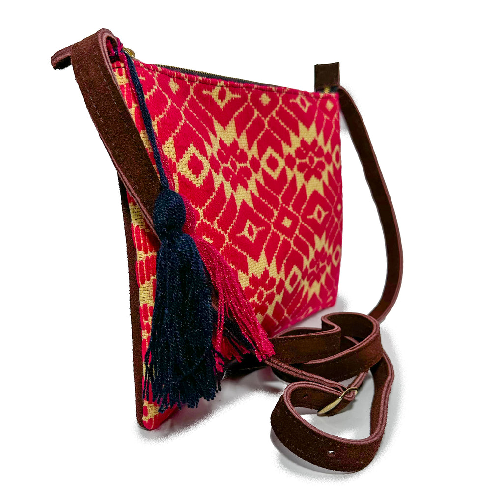 Crossbody Bordado a Mano "Vicenta" – Rojo – Raízal