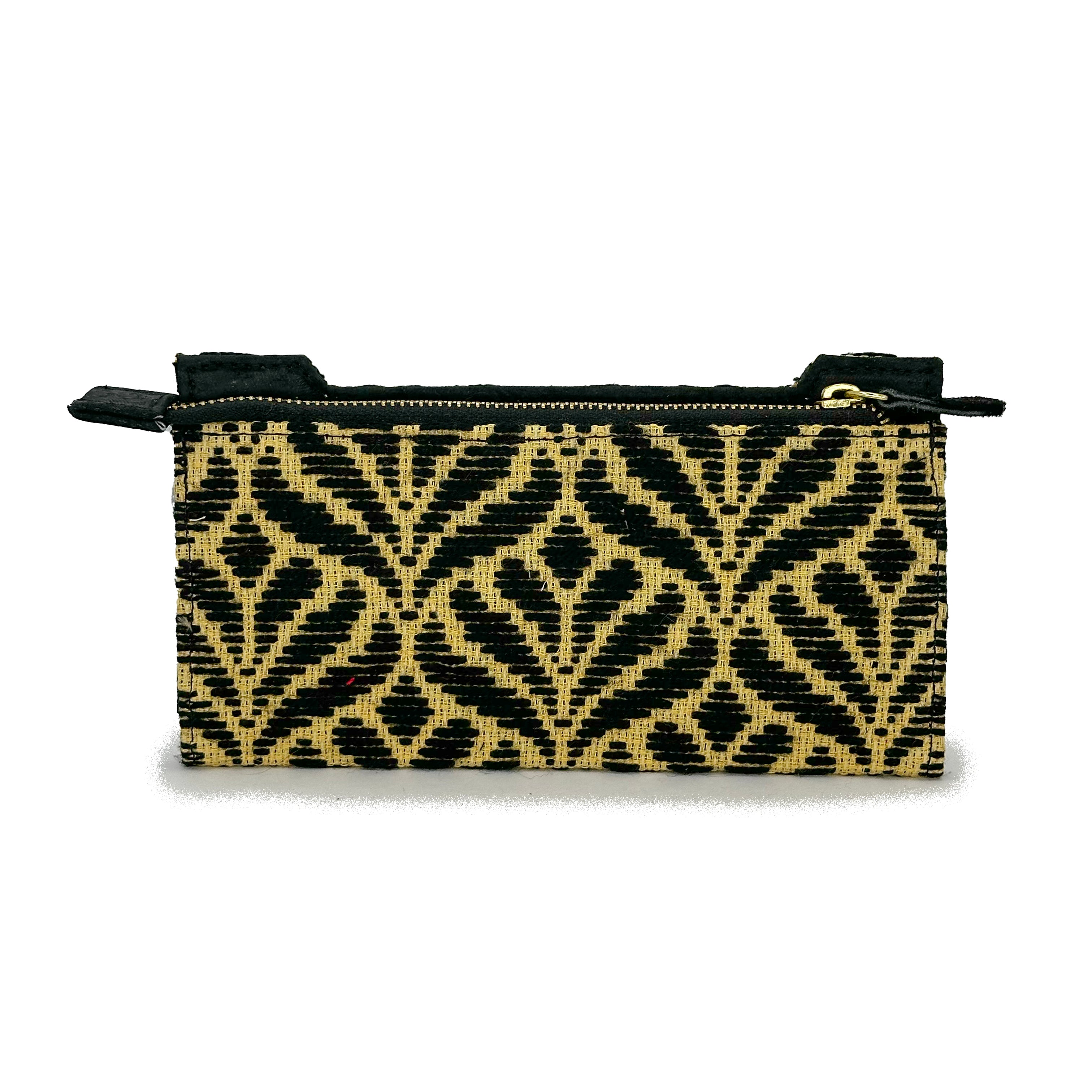 Cartera Bordado a mano "Ofelia" – Negro – Raízal