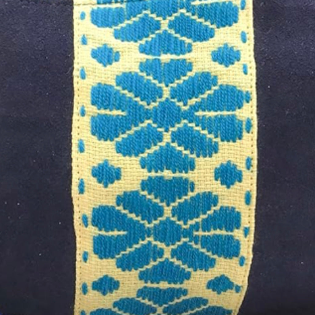 Crossbody Bordado a Mano "Vicenta" – Azul – Raízal