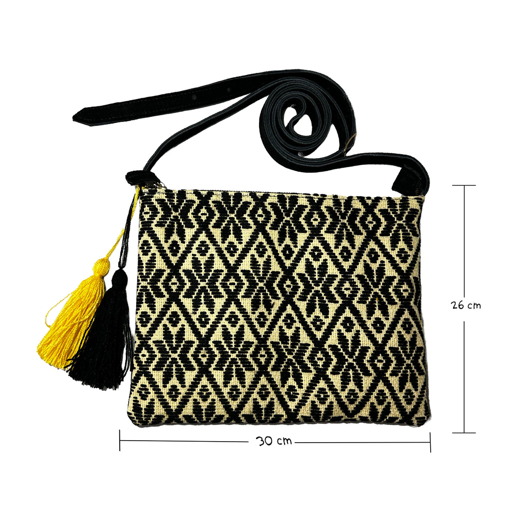 Crossbody Bordado a Mano "Vicenta" – Negro – Raízal