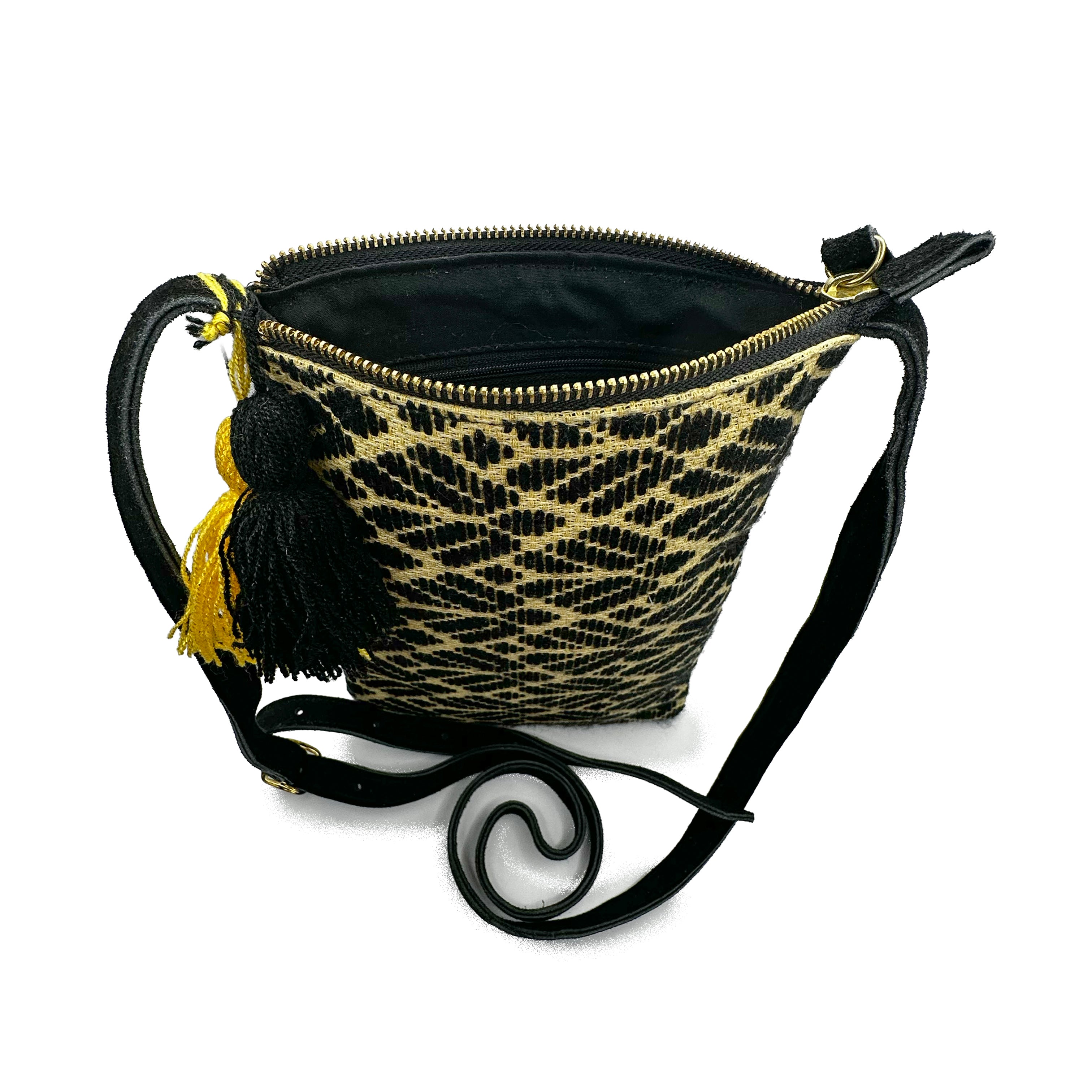 Crossbody Bordado a Mano "Angélica" – Negro – Raízal