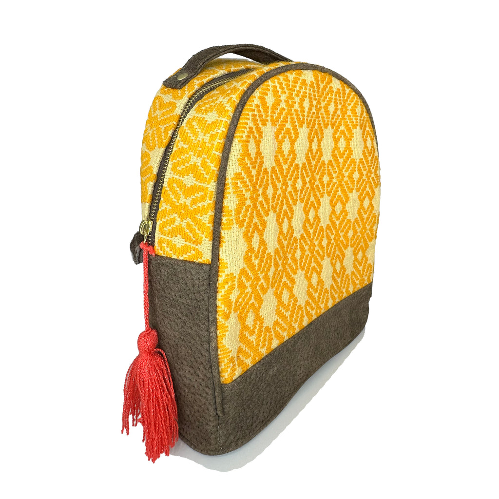 Mochila Bordado a mano "Luisa" – Amarillo – Raízal