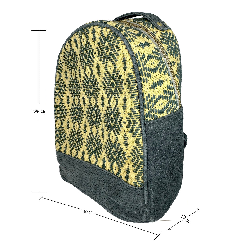 Mochila Bordado a mano "Luisa" – Gris – Raízal