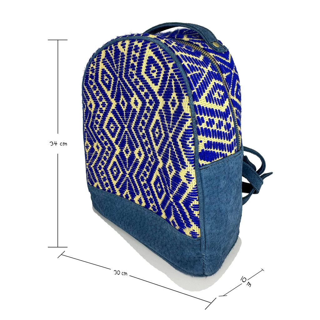 Mochila Bordado a mano "Luisa" – Azul – Raízal