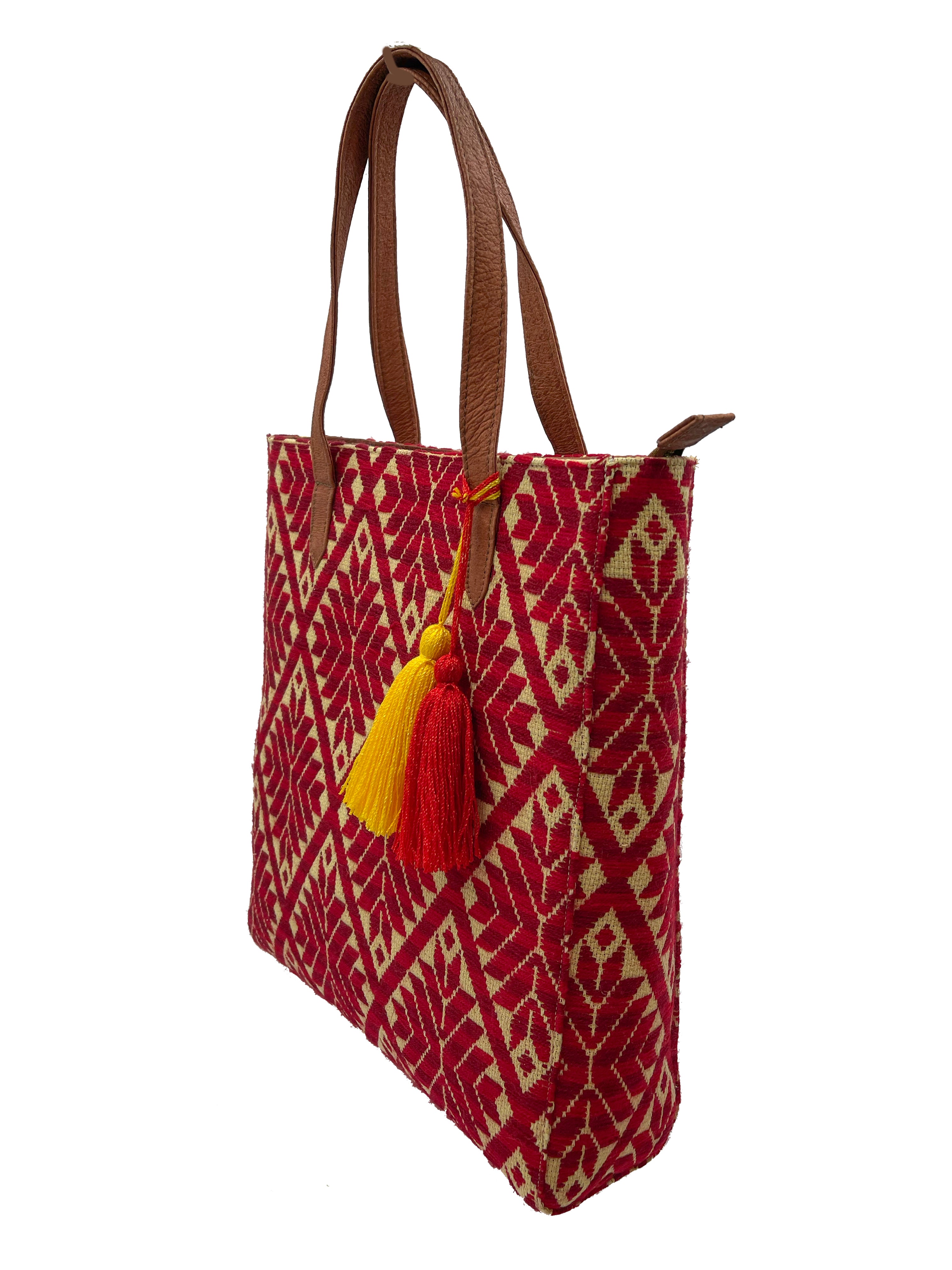 Bolsa tipo Tote Bordado a Mano "Valentina" – Rojo – Raízal