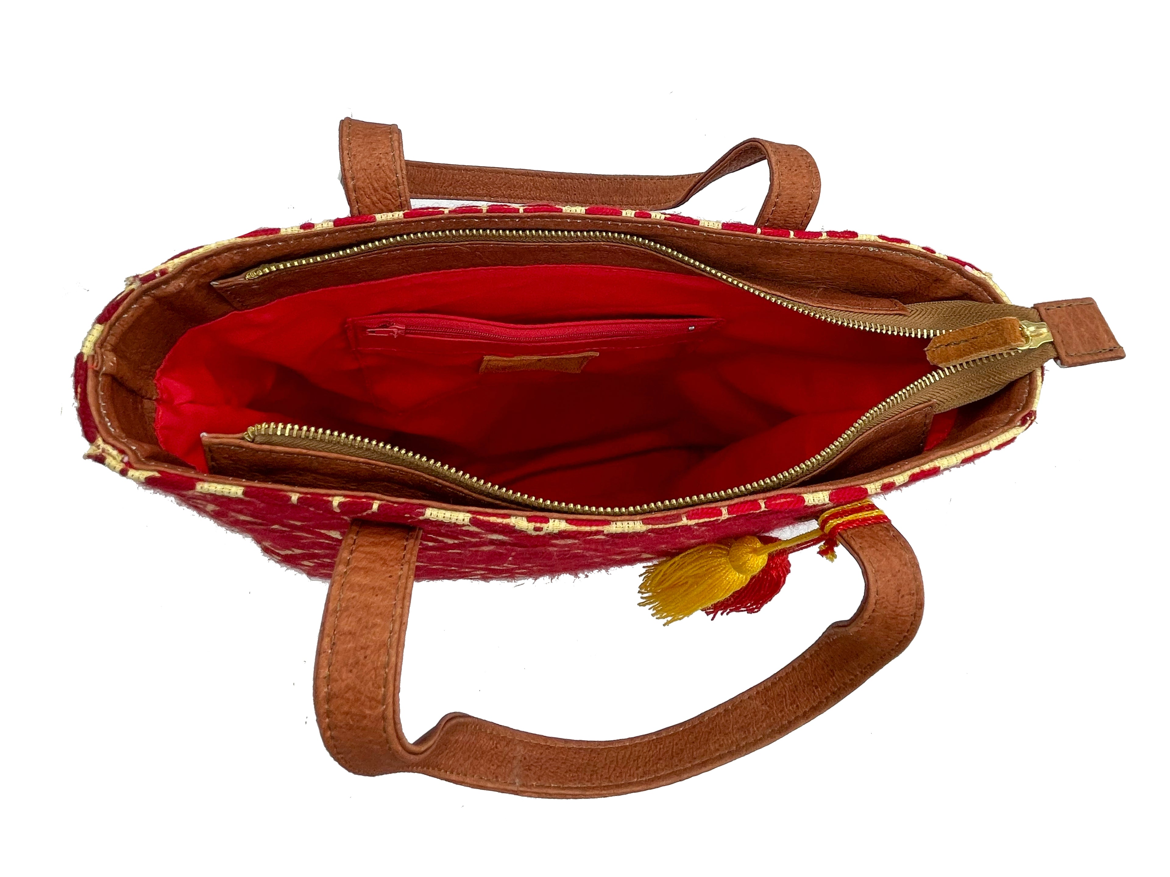Bolsa tipo Tote Bordado a Mano "Valentina" – Rojo – Raízal