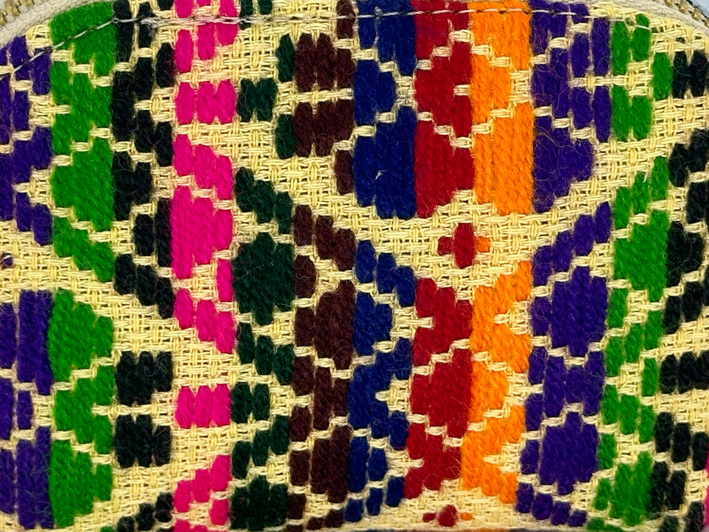 Monedero Bordado a Mano "Ernestina" – Multicolor – Raízal