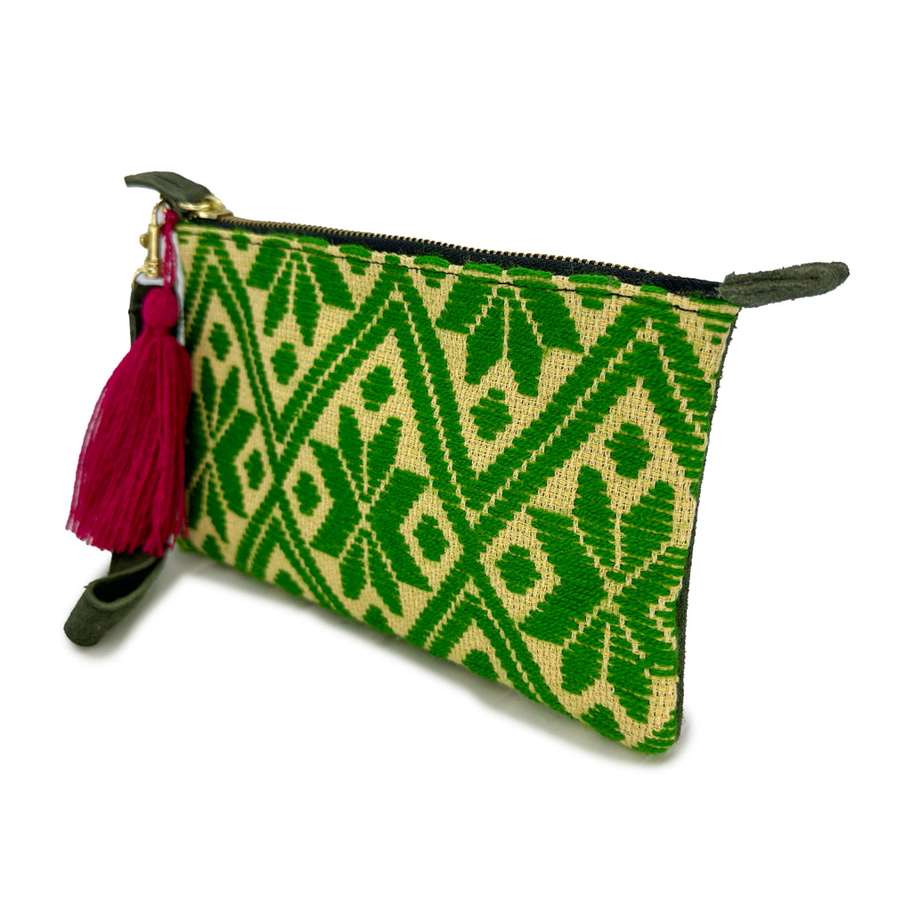 Muñequera Bordado a Mano "Erika" – Verde – Raízal