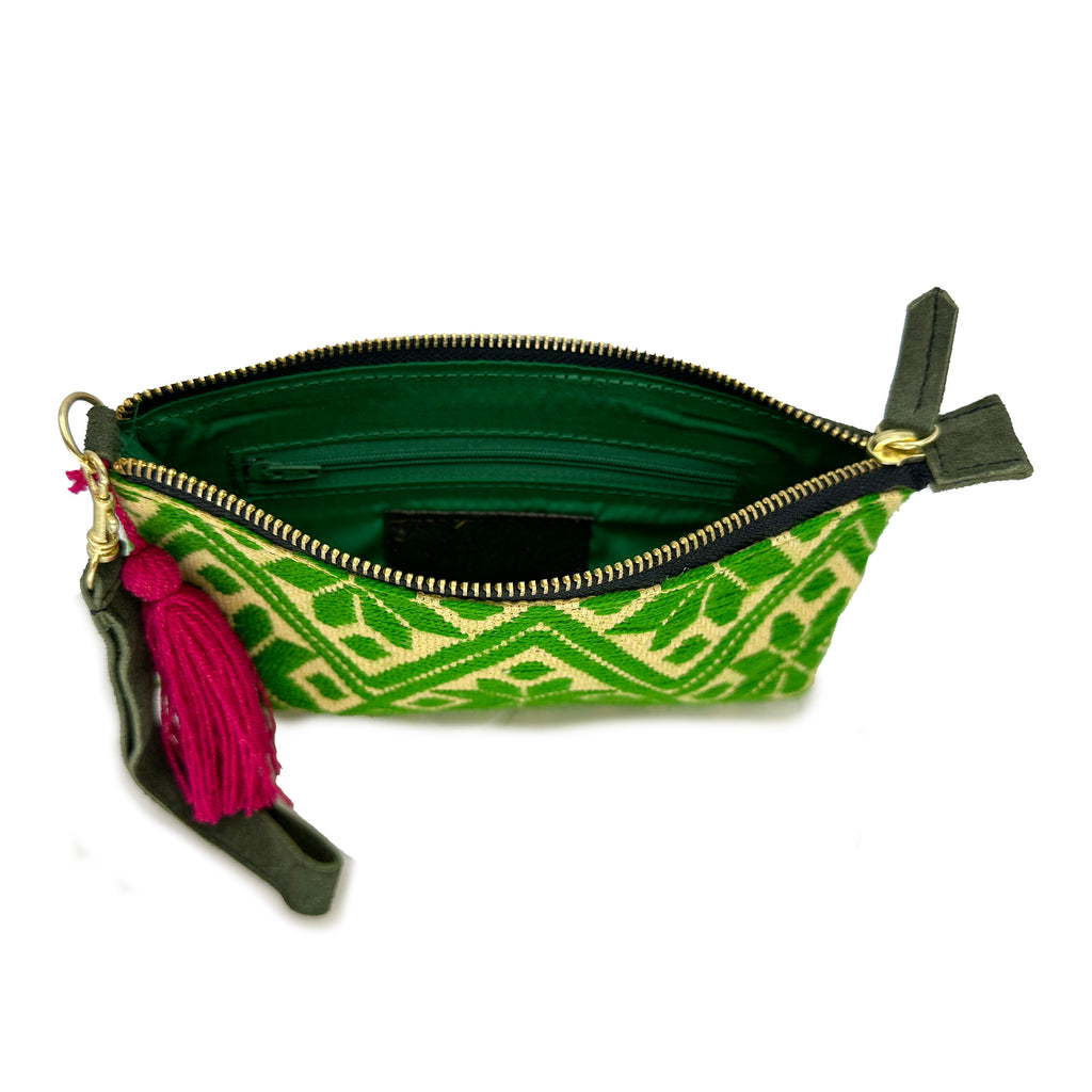 Muñequera Bordado a Mano "Erika" – Verde – Raízal