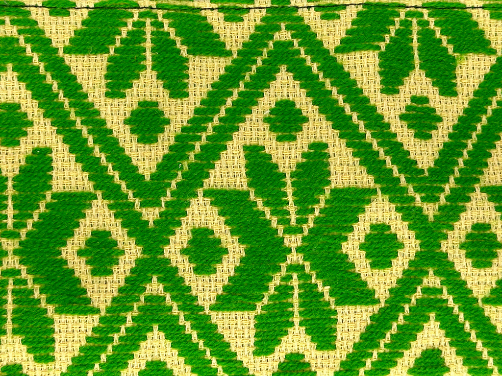 Muñequera Bordado a Mano "Erika" – Verde – Raízal