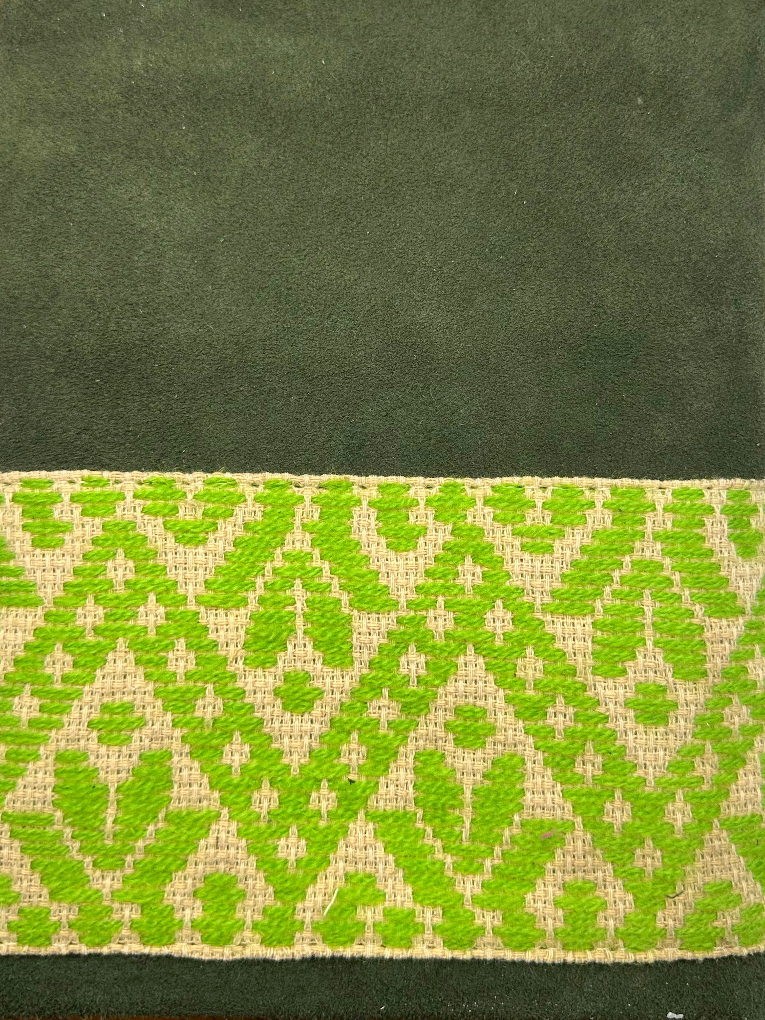 Crossbody Bordado a Mano "Angélica" – Verde – Raízal