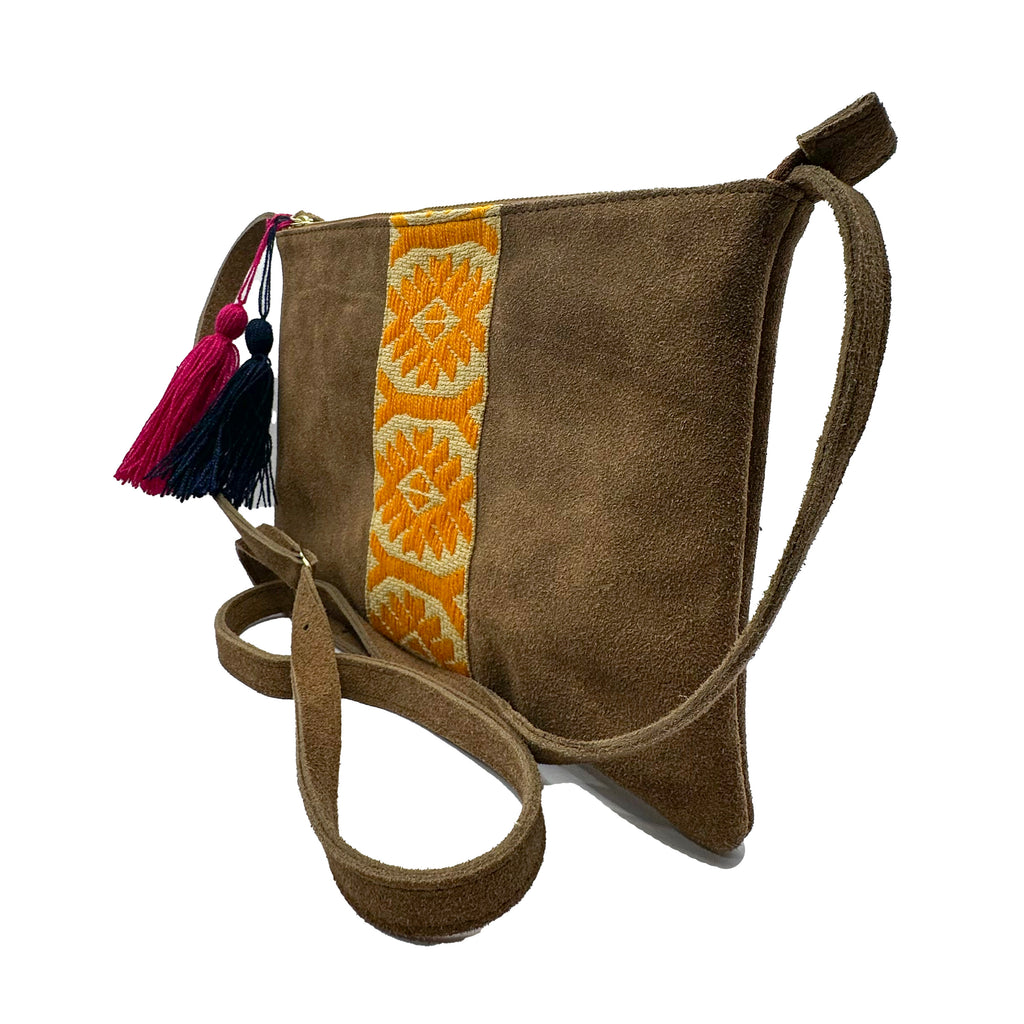 Crossbody Bordado a Mano "Vicenta" – Amarillo – Raízal