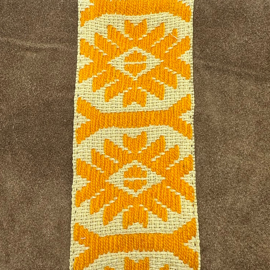 Crossbody Bordado a Mano "Vicenta" – Amarillo – Raízal