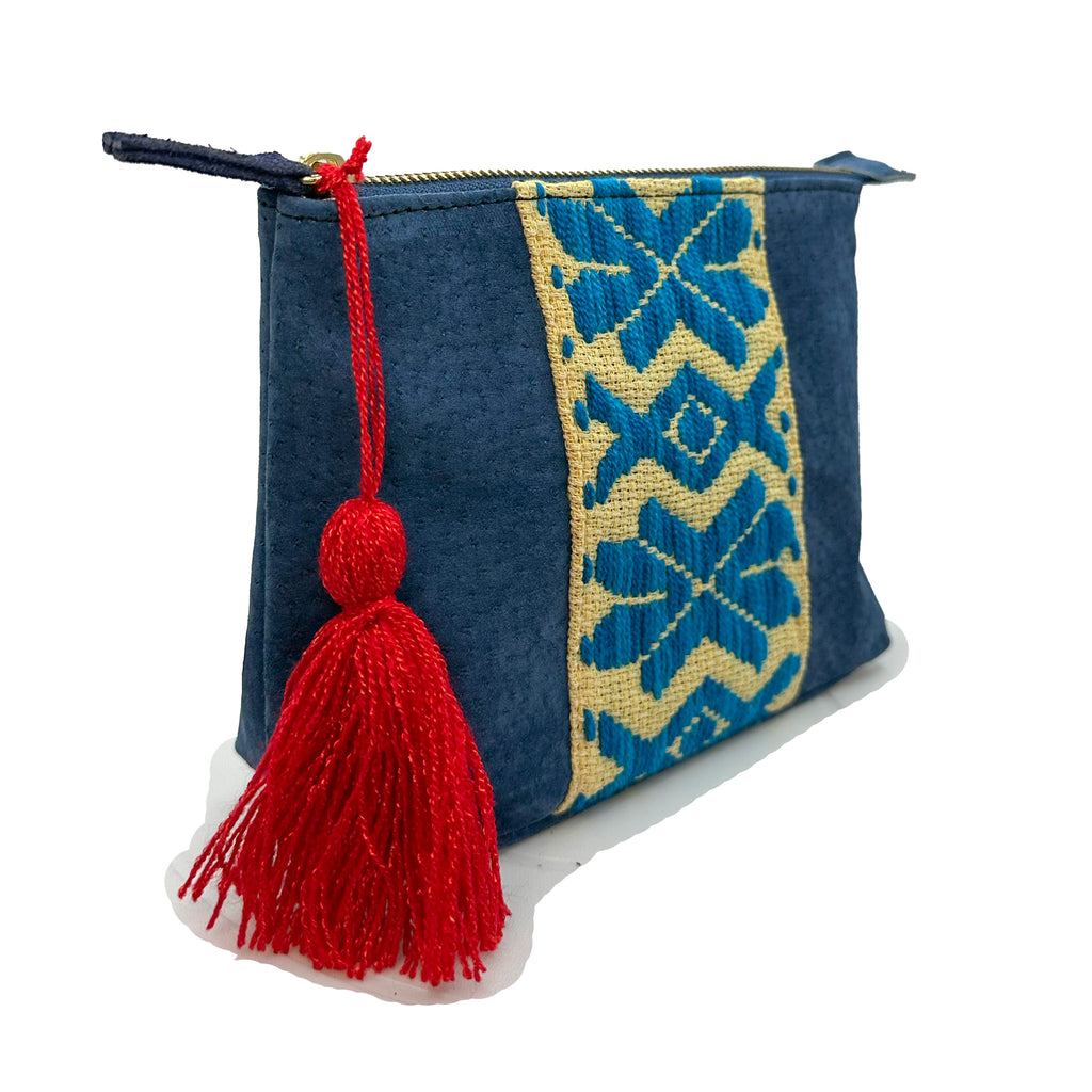 Cosmetiquera Bordado a mano "Cecilia" – Azul – Raízal