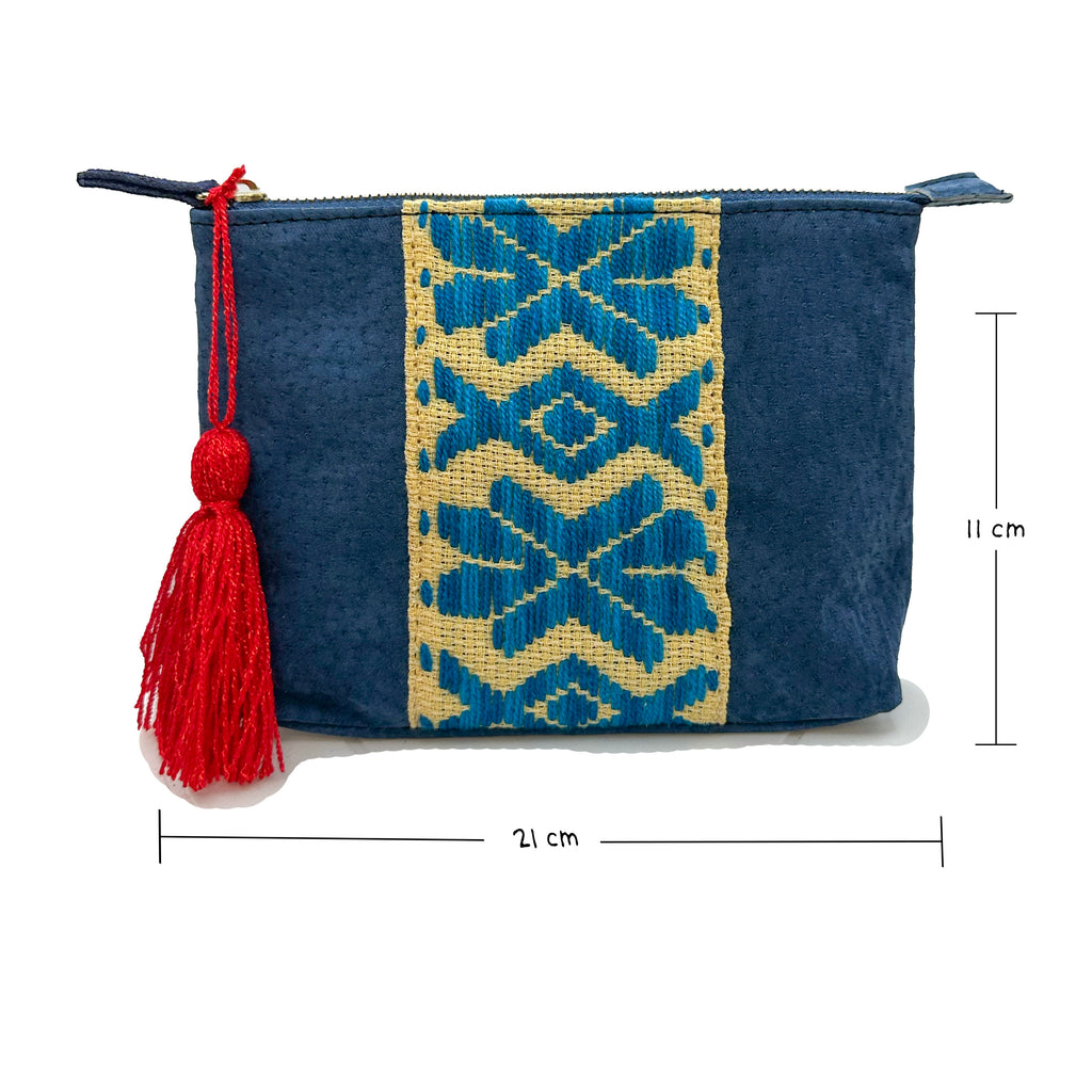 Cosmetiquera Bordado a mano "Cecilia" – Azul – Raízal