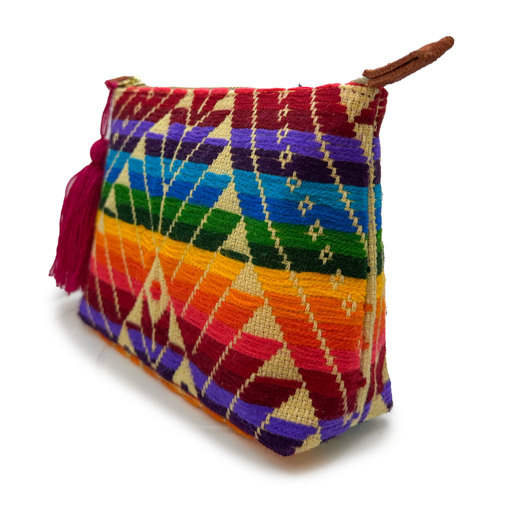 Cosmetiquera Bordado a mano "Cecilia" – Multicolor – Raízal