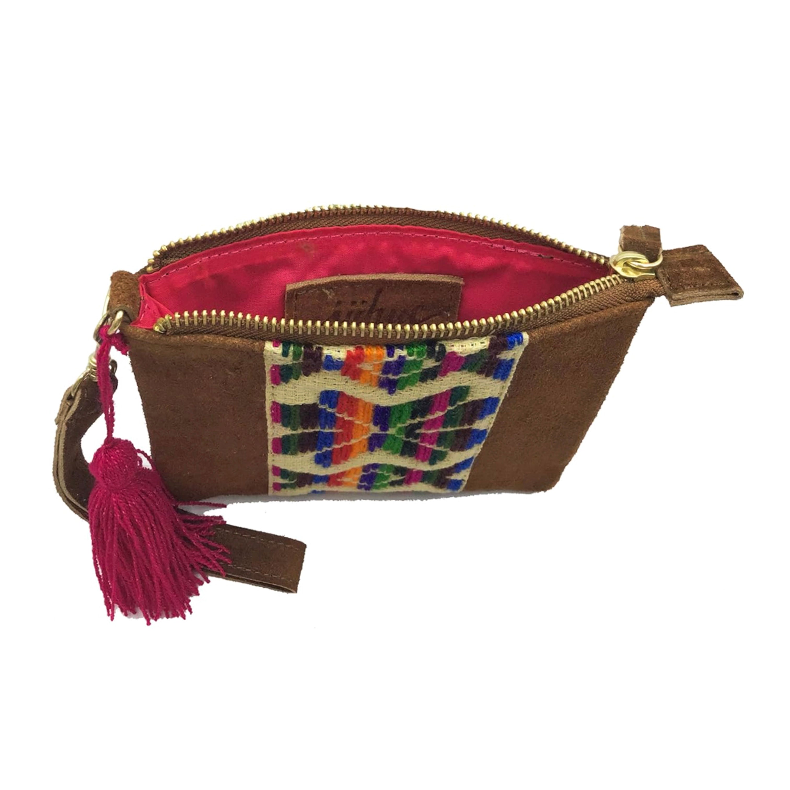 Muñequera Bordado a Mano "Rosario" – Multicolor – Raízal