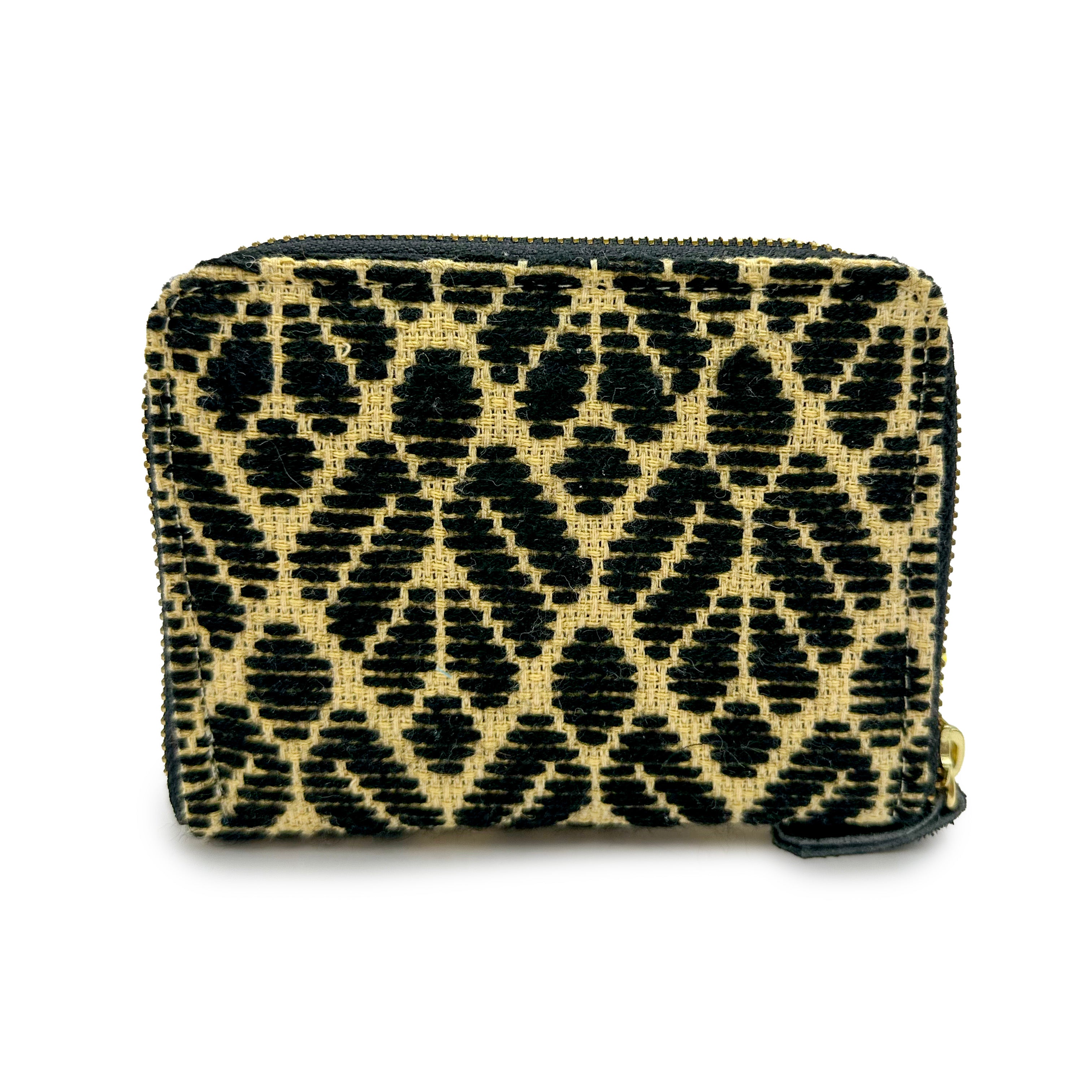 Cartera Bordado a mano "Matilde" – Negro – Raízal