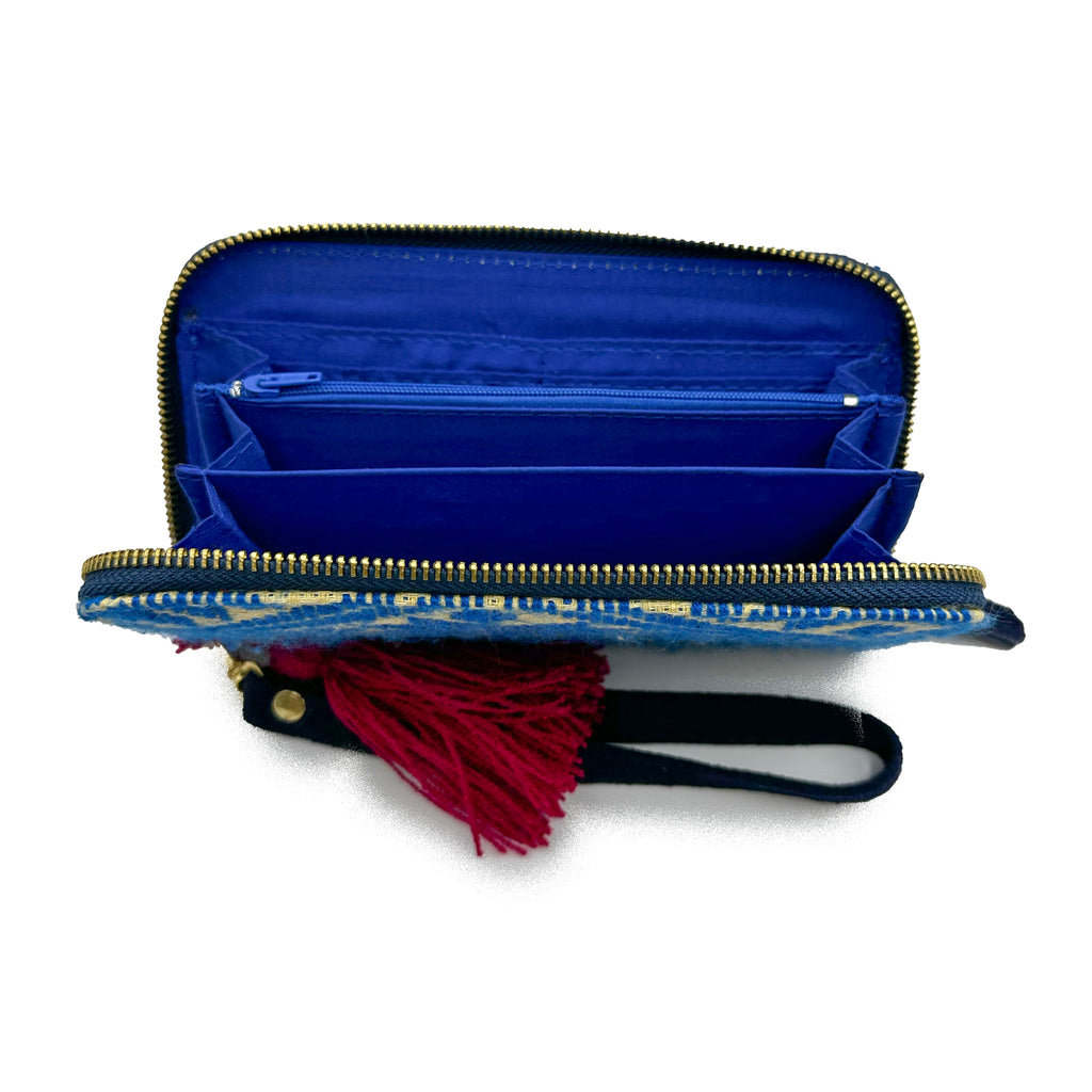 Cartera Bordado a mano "Magdalena" – Azul – Raízal