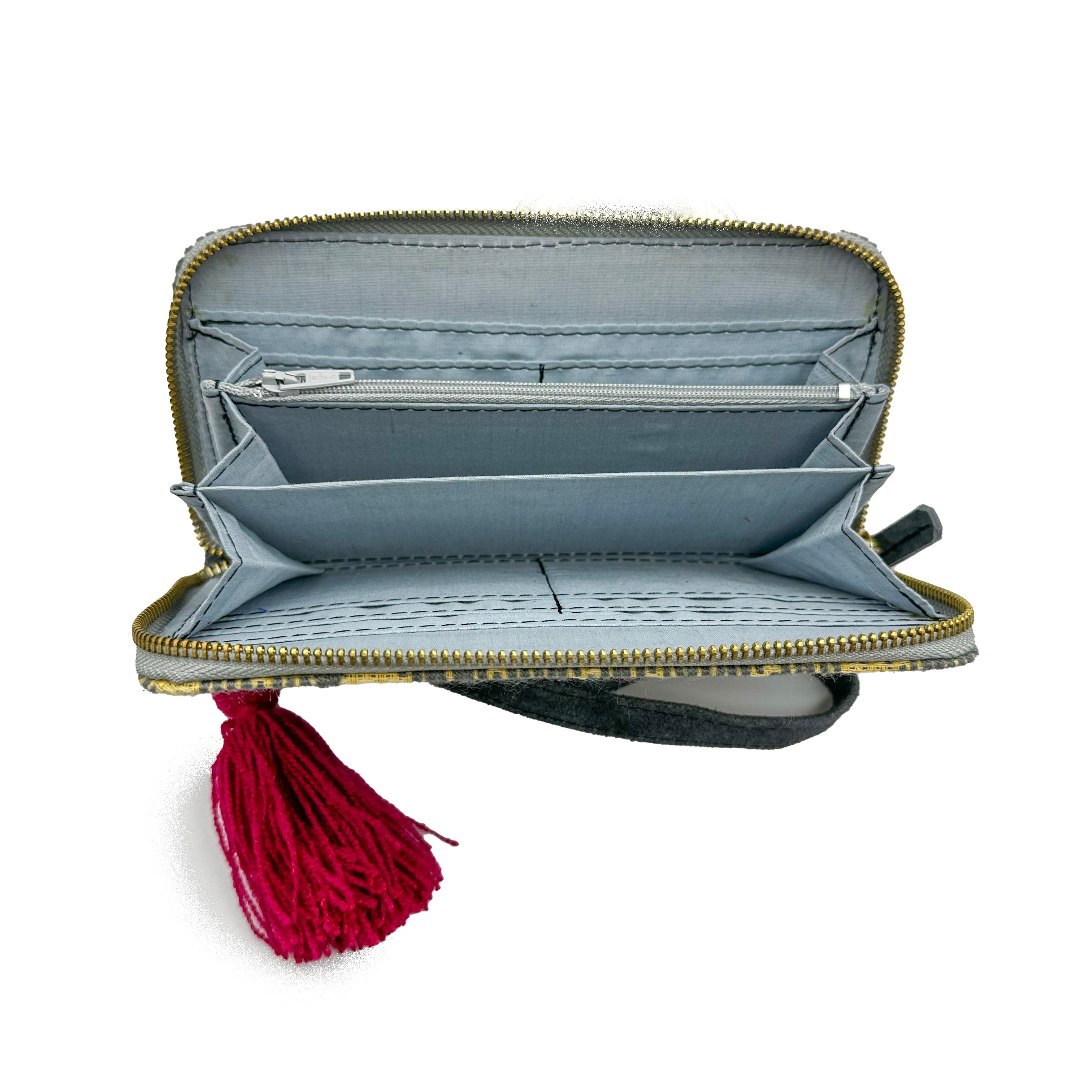 Cartera Bordado a mano "Magdalena" – Gris – Raízal