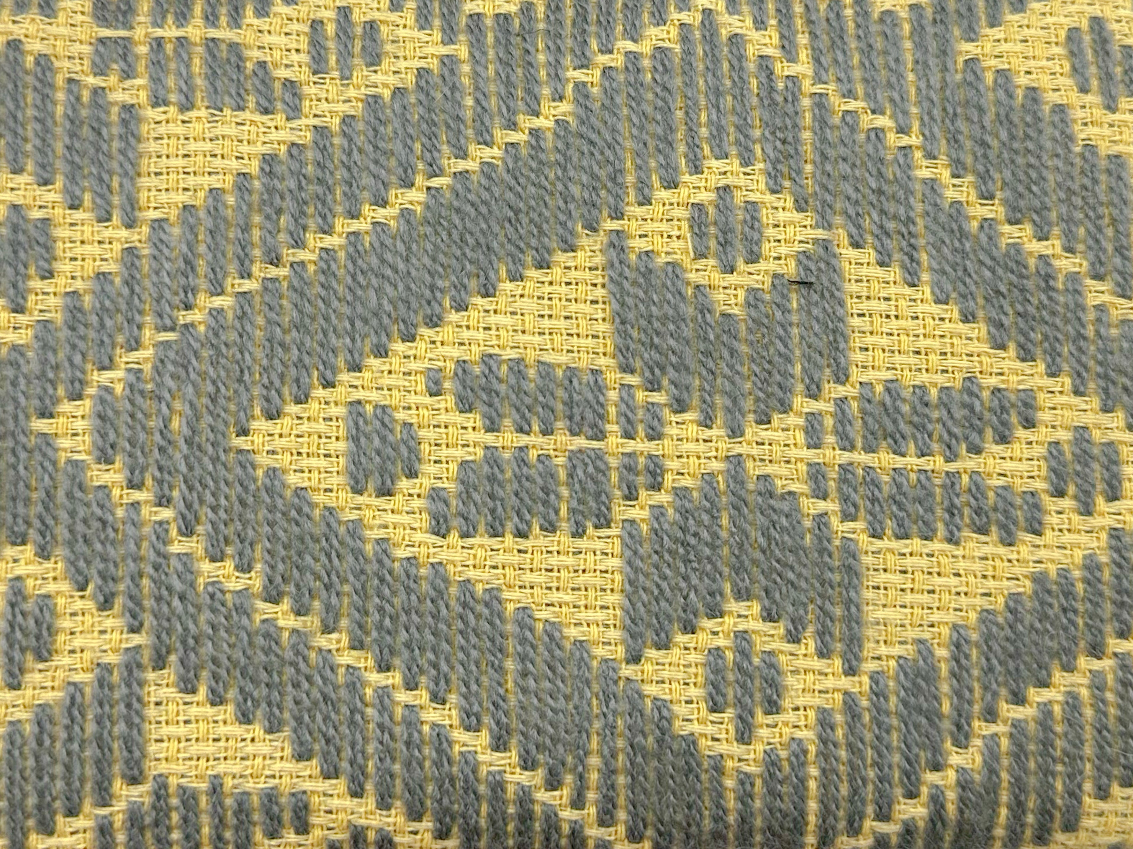 Cartera Bordado a mano "Magdalena" – Gris – Raízal
