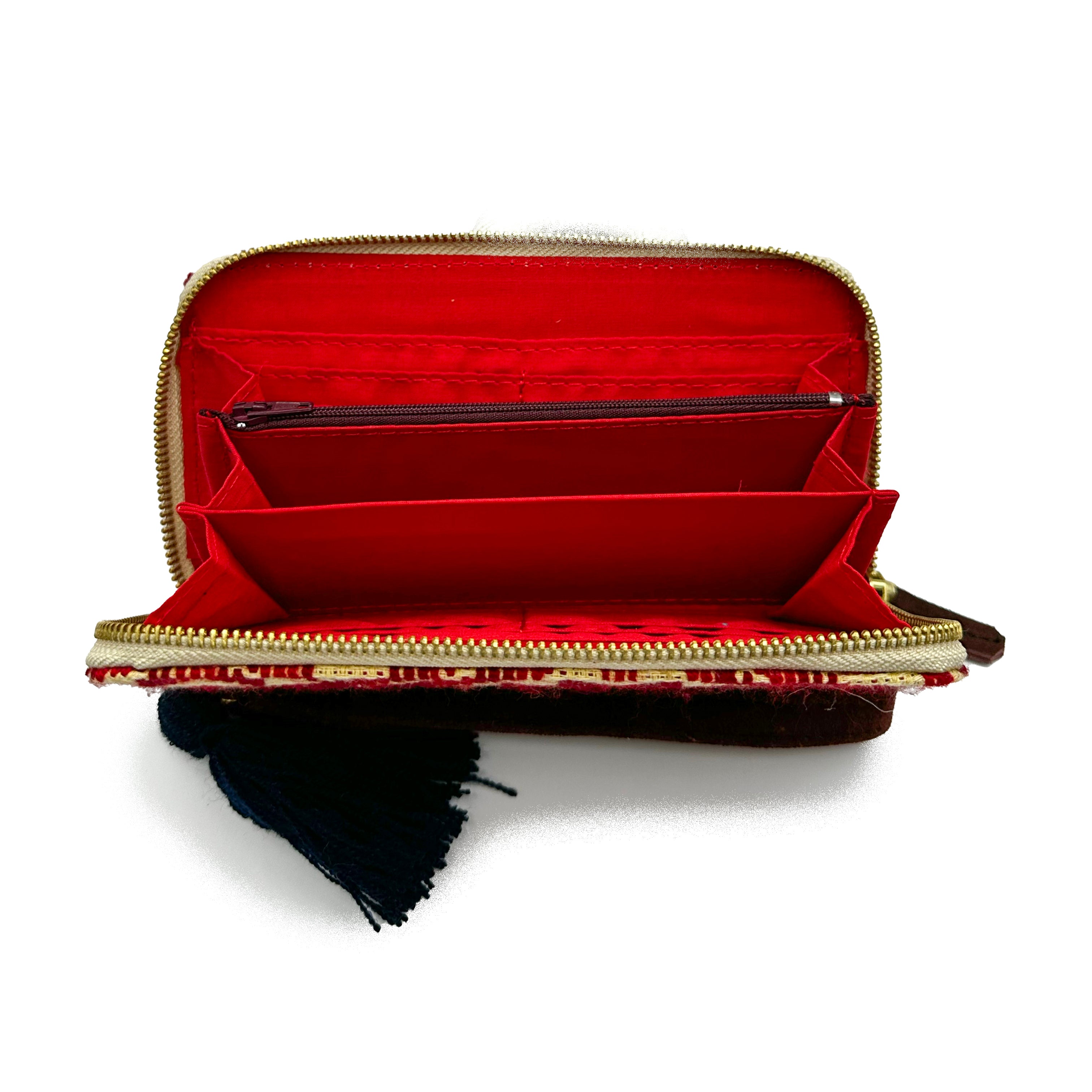 Cartera Bordado a mano "Magdalena" – Rojo – Raízal