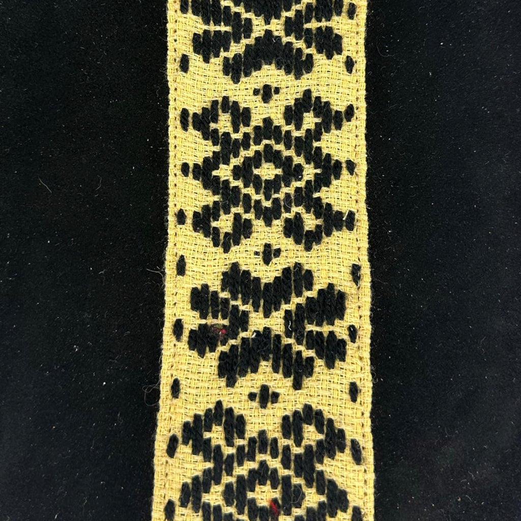 Crossbody Bordado a Mano "Angélica" – Negro – Raízal