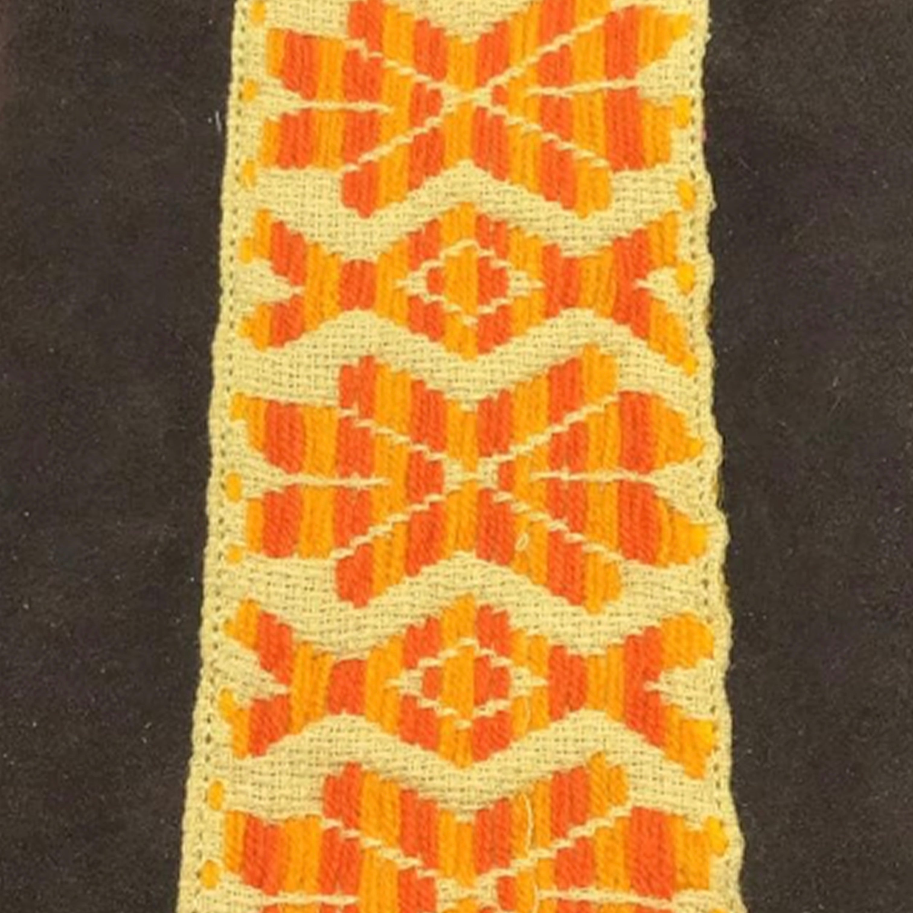 Crossbody Bordado a Mano "Angélica" – Naranja – Raízal
