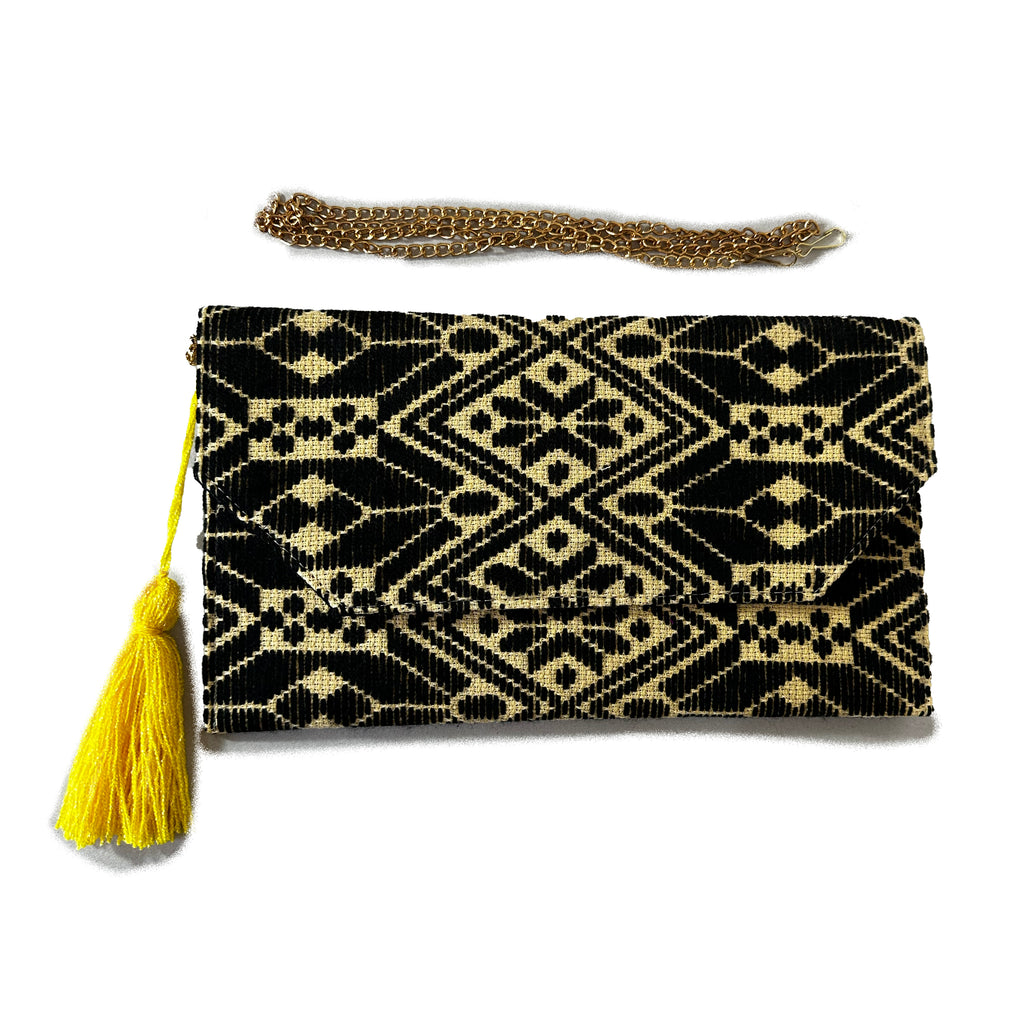Bolsa Bordado a mano "Juana" – Negro – Raízal