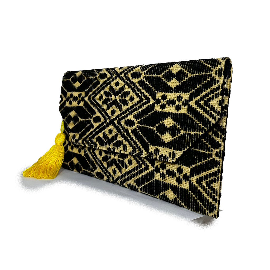 Bolsa Bordado a mano "Juana" – Negro – Raízal