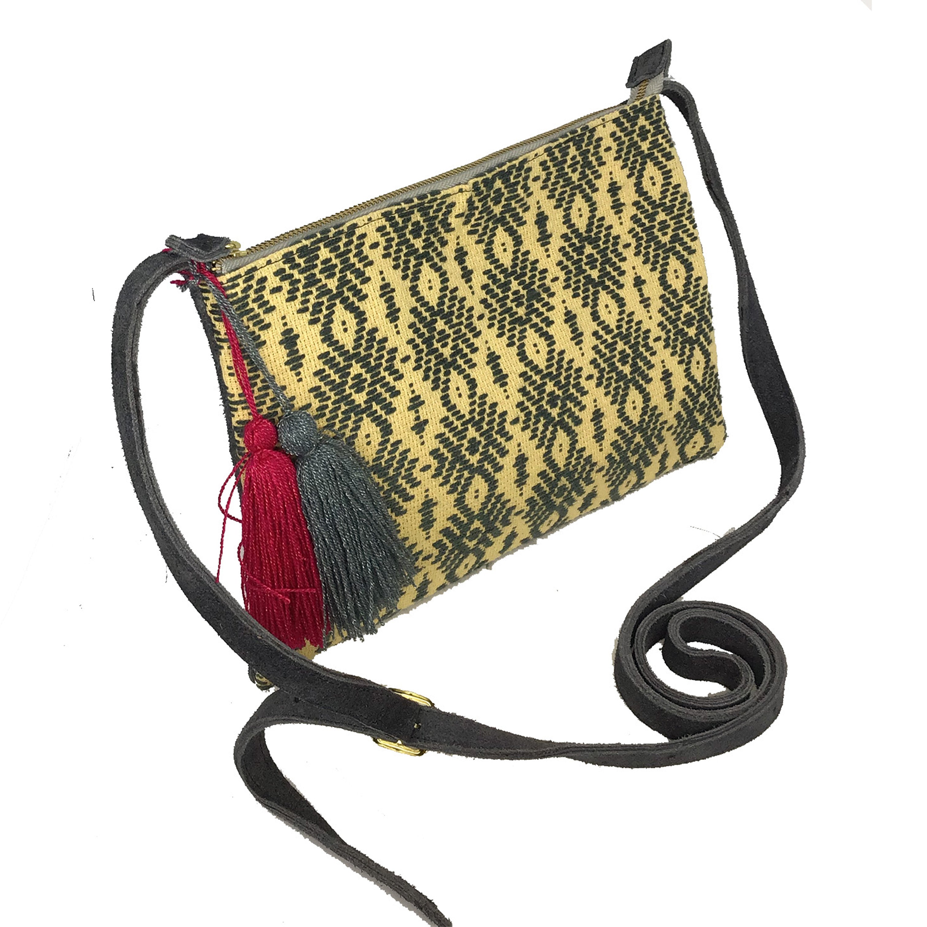 Crossbody Bordado a Mano "Vicenta" – Gris – Raízal