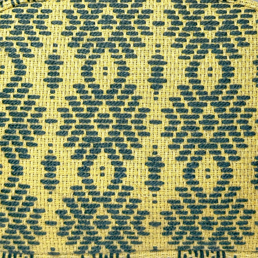 Bolsa Bordado a mano "Maribel" – Gris – Raízal