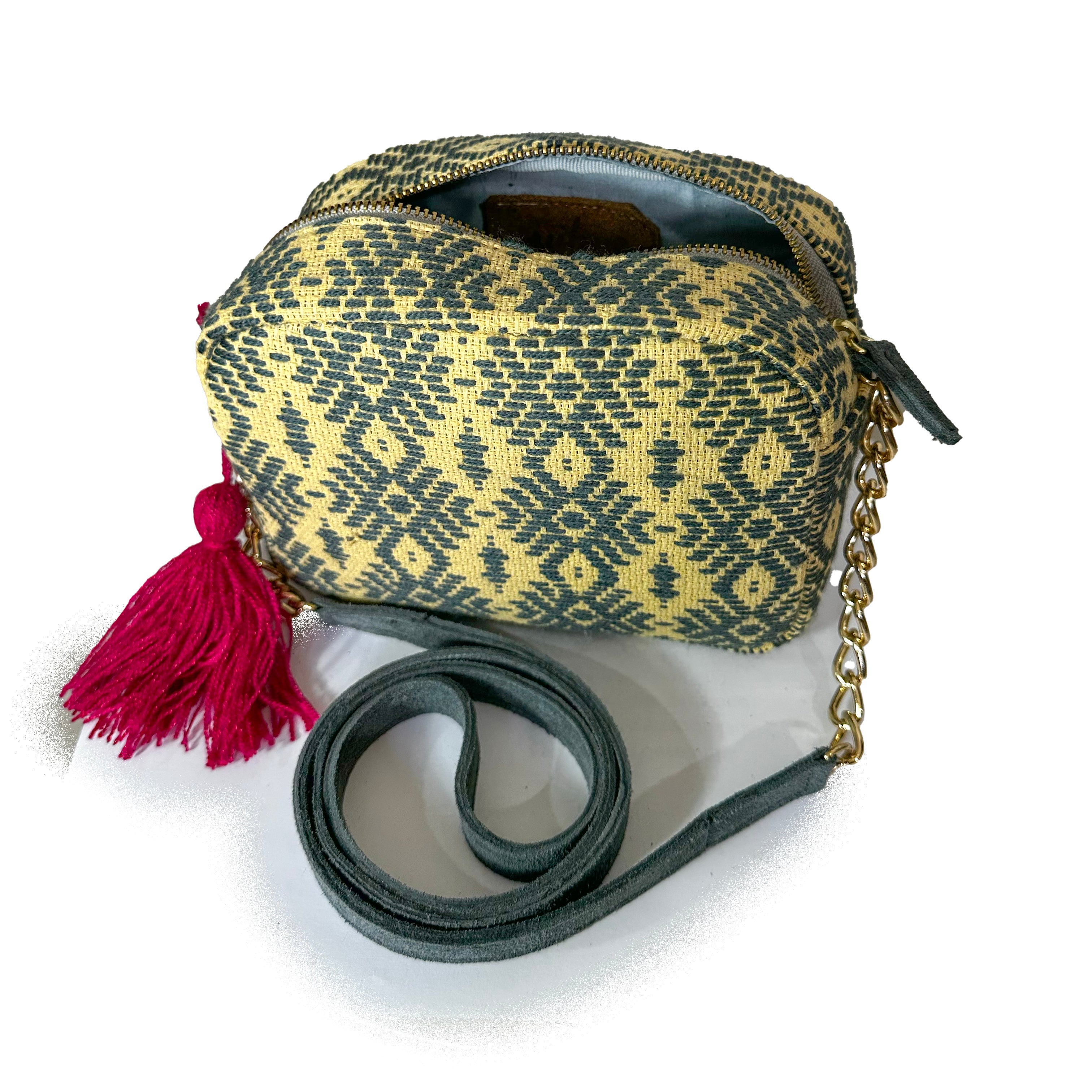 Bolsa Bordado a mano "Maribel" – Gris – Raízal