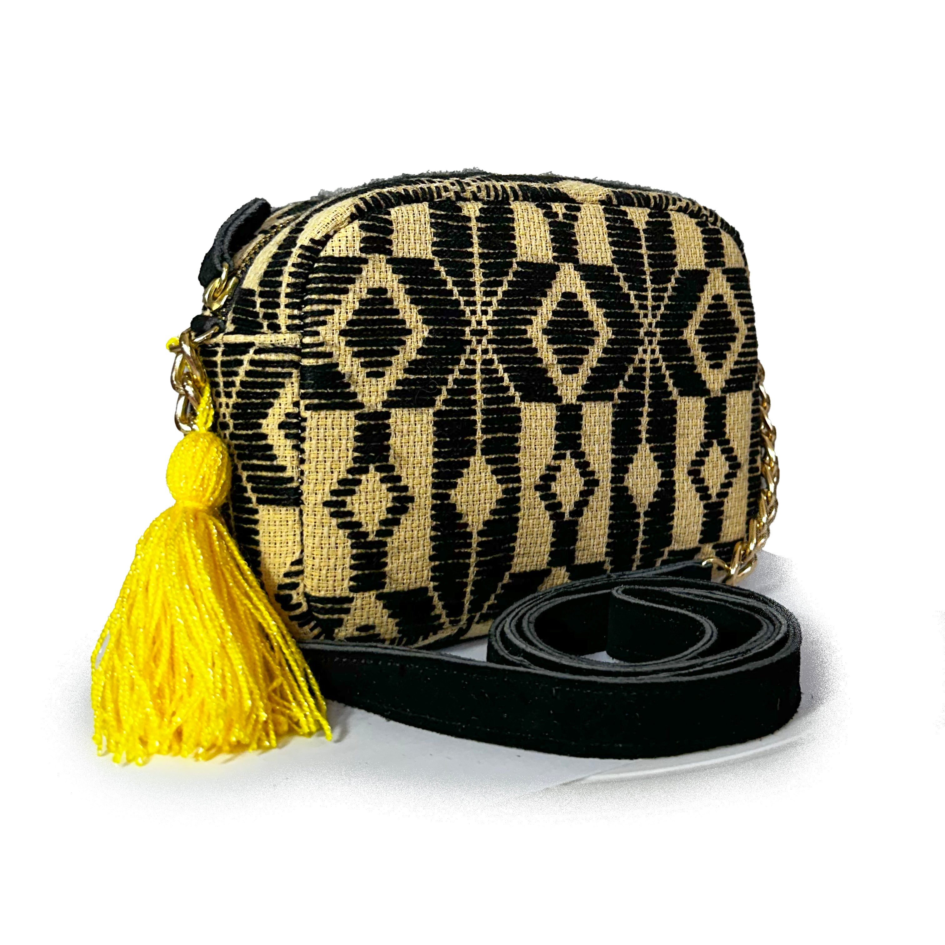 Bolsa Bordado a mano "Maribel" – Negro – Raízal