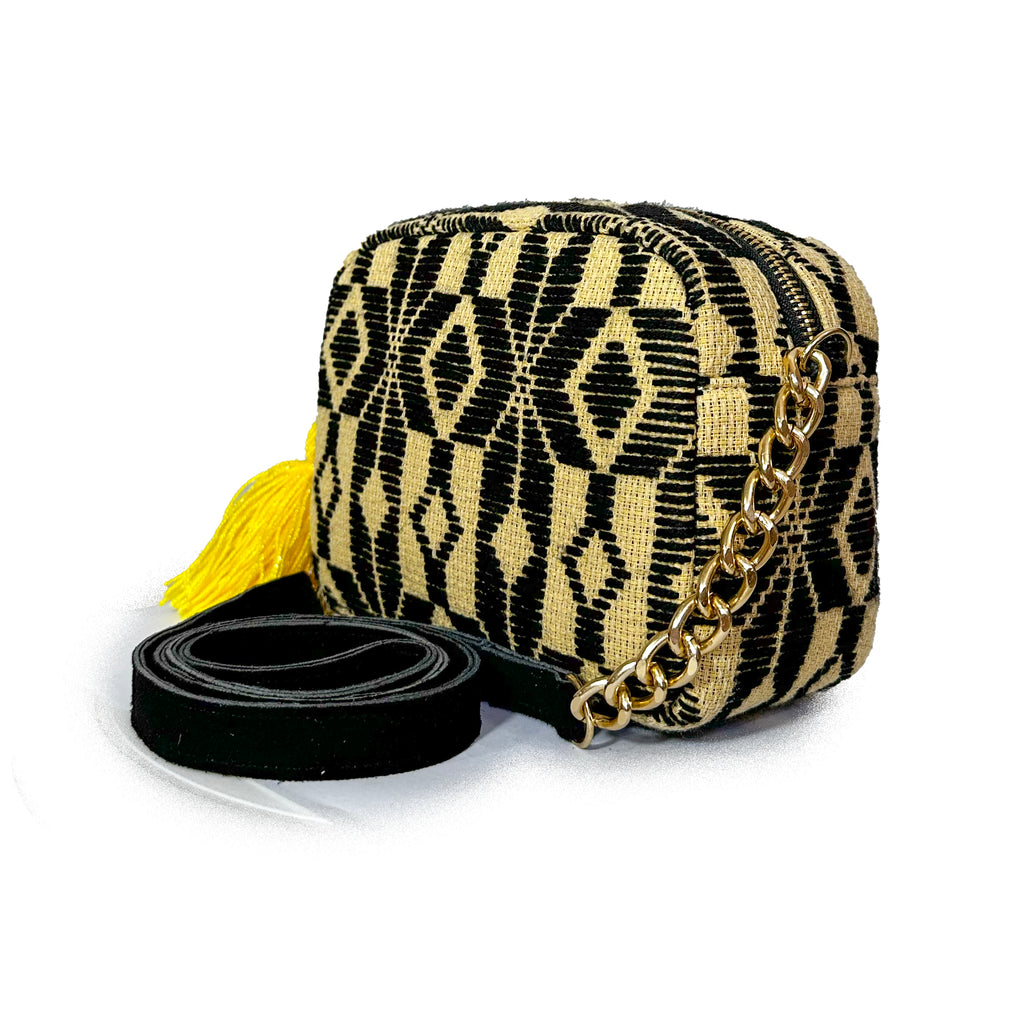 Bolsa Bordado a mano "Maribel" – Negro – Raízal