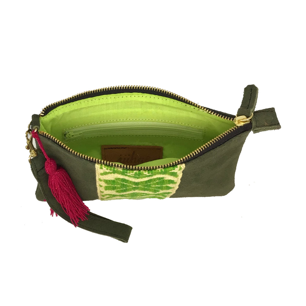 Muñequera Bordado a Mano "Erika" – Verde – Raízal