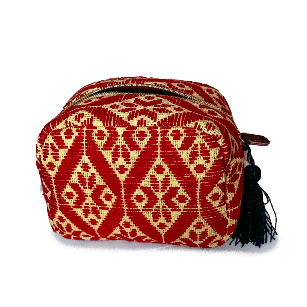 Cosmetiquera Bordado a mano "Rosalía" – Rojo – Raízal
