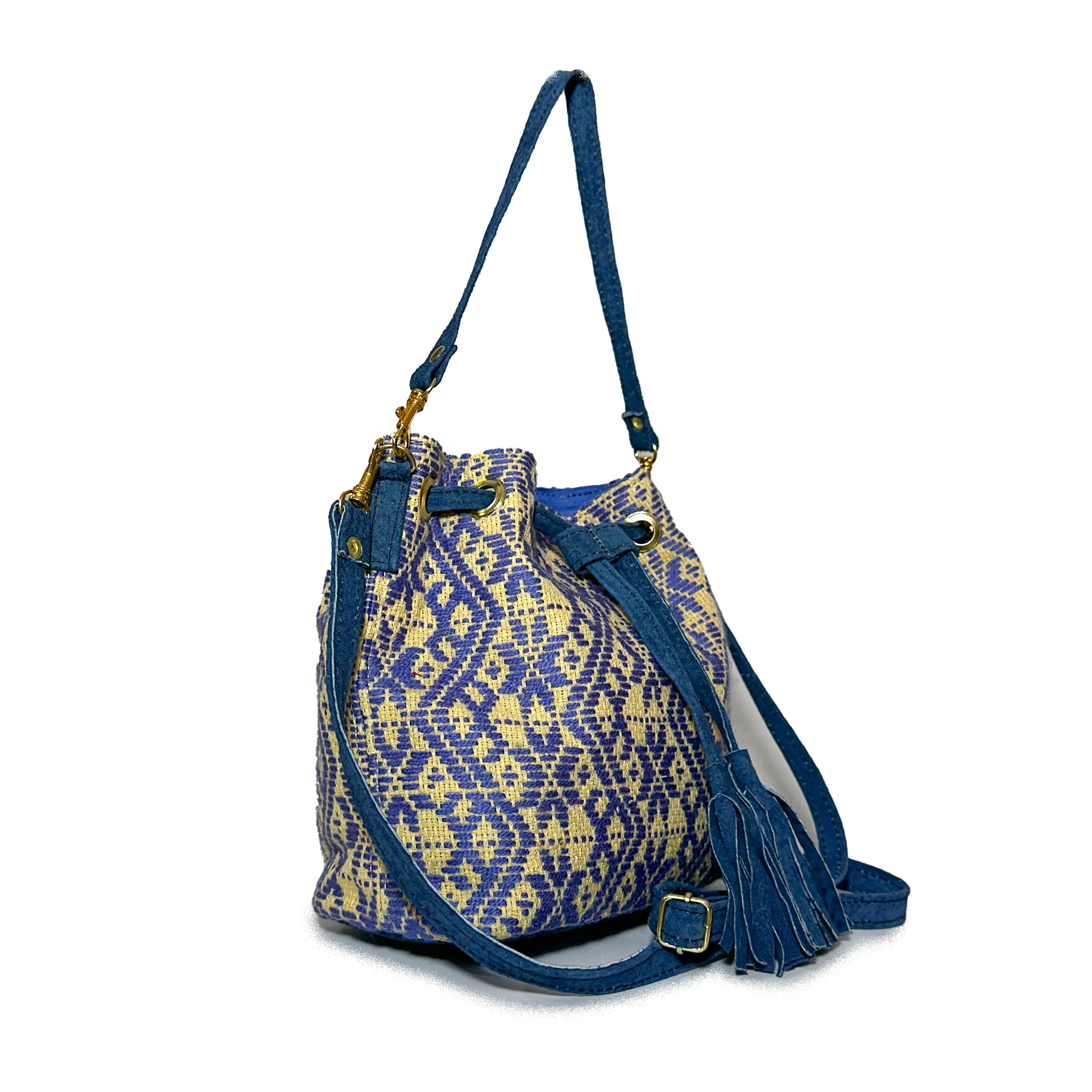 Bolsa tipo Bucket Bordado a Mano "Mariana" – Azul – Raízal