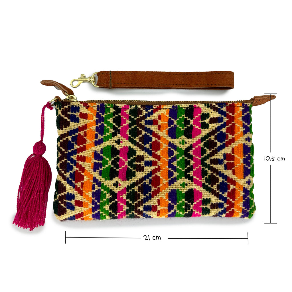 Muñequera Bordado a Mano "Erika" – Multicolor – Raízal