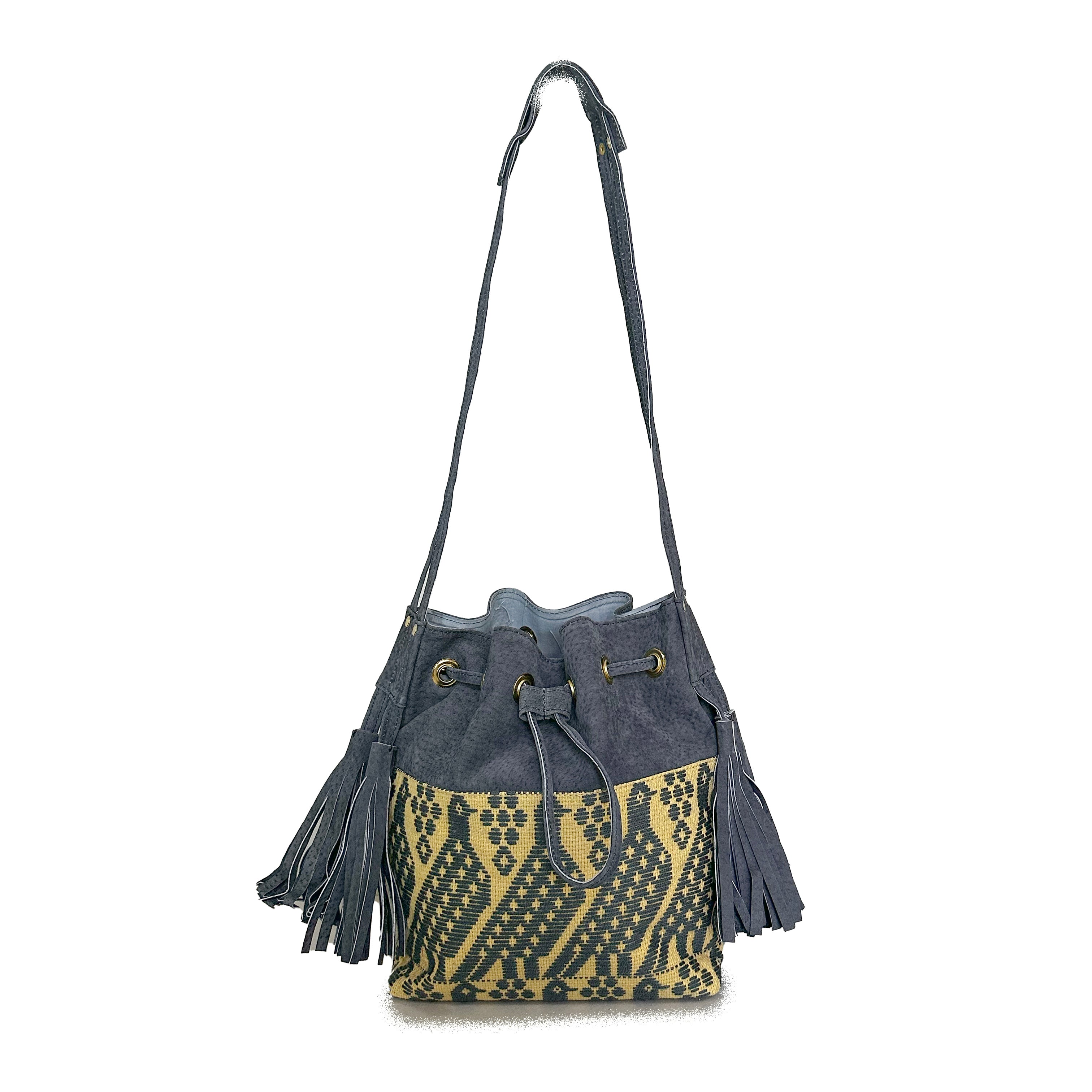 Bolsa tipo Bucket Bordado a Mano "Catalina" – Gris – Raízal