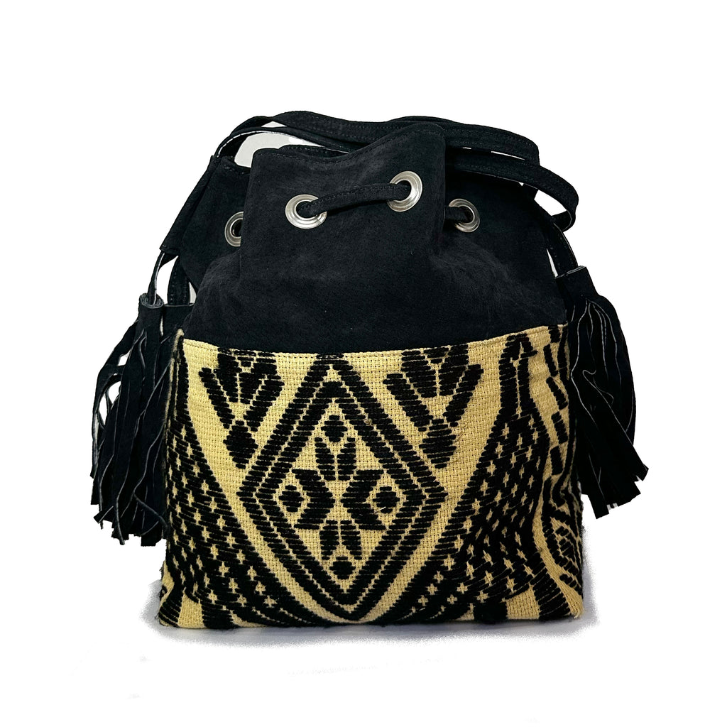 Bolsa tipo Bucket Bordado a Mano "Catalina" – Negro – Raízal