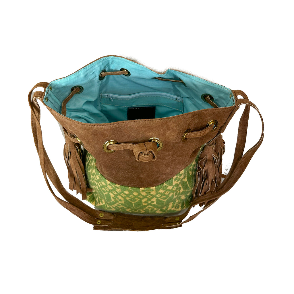 Bolsa tipo Bucket Bordado a Mano "Catalina" – Verde – Raízal