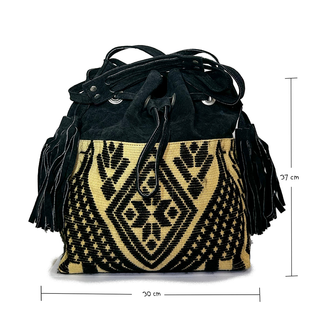 Bolsa tipo Bucket Bordado a Mano "Catalina" – Negro – Raízal