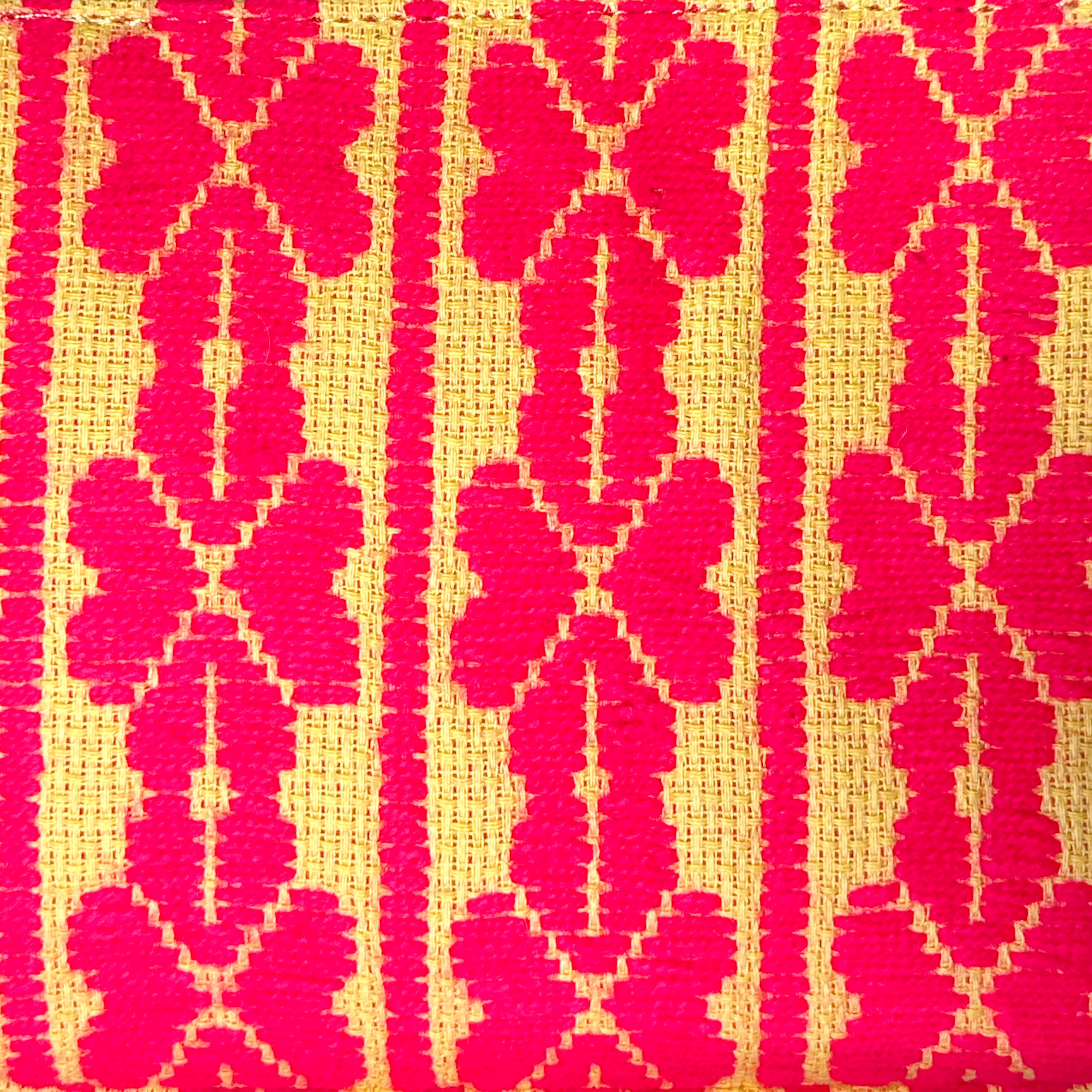 Cosmetiquera Bordado a mano "Cecilia" – Rosa – Raízal