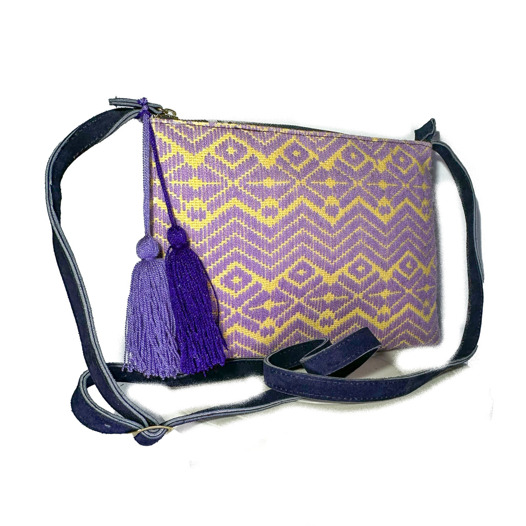 Crossbody Bordado a Mano "Vicenta" – Lila – Raízal